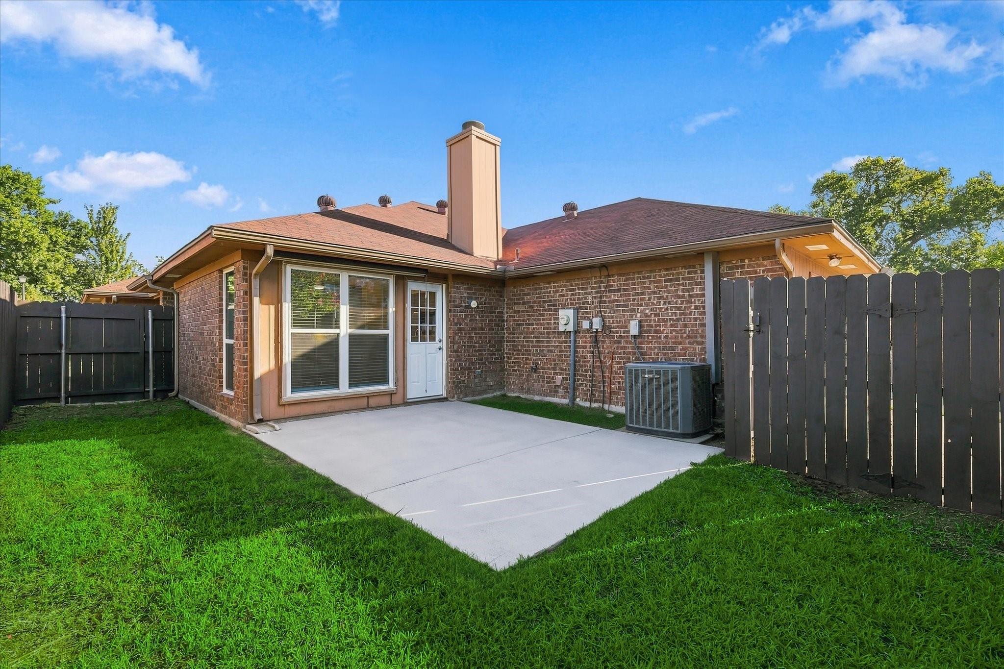 main property photo 17