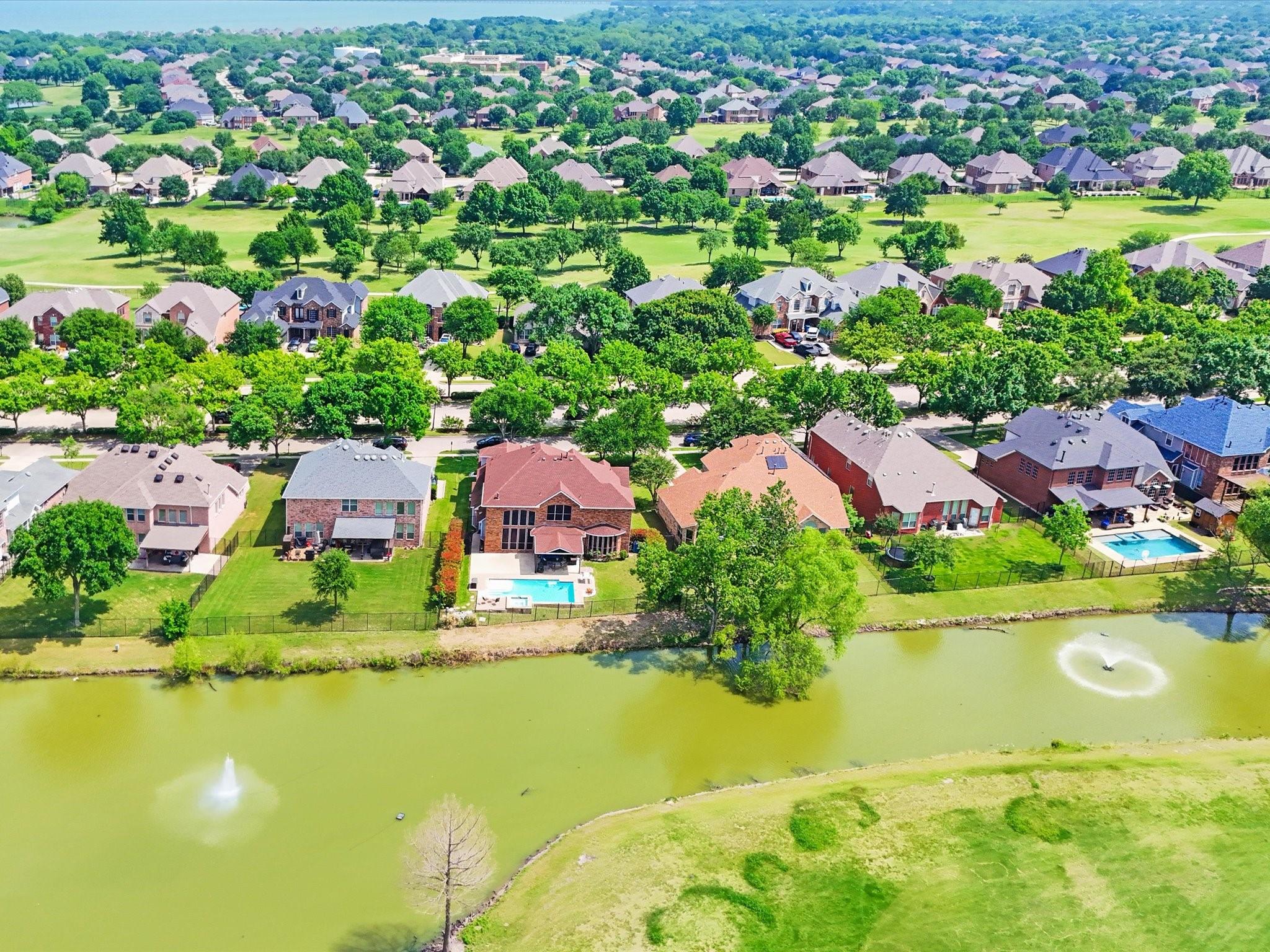 main property photo 25
