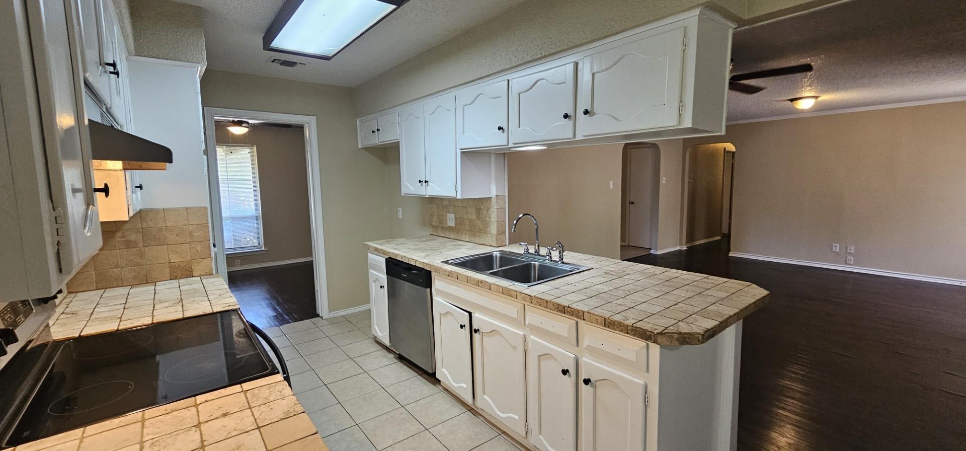 property viewer photo 6