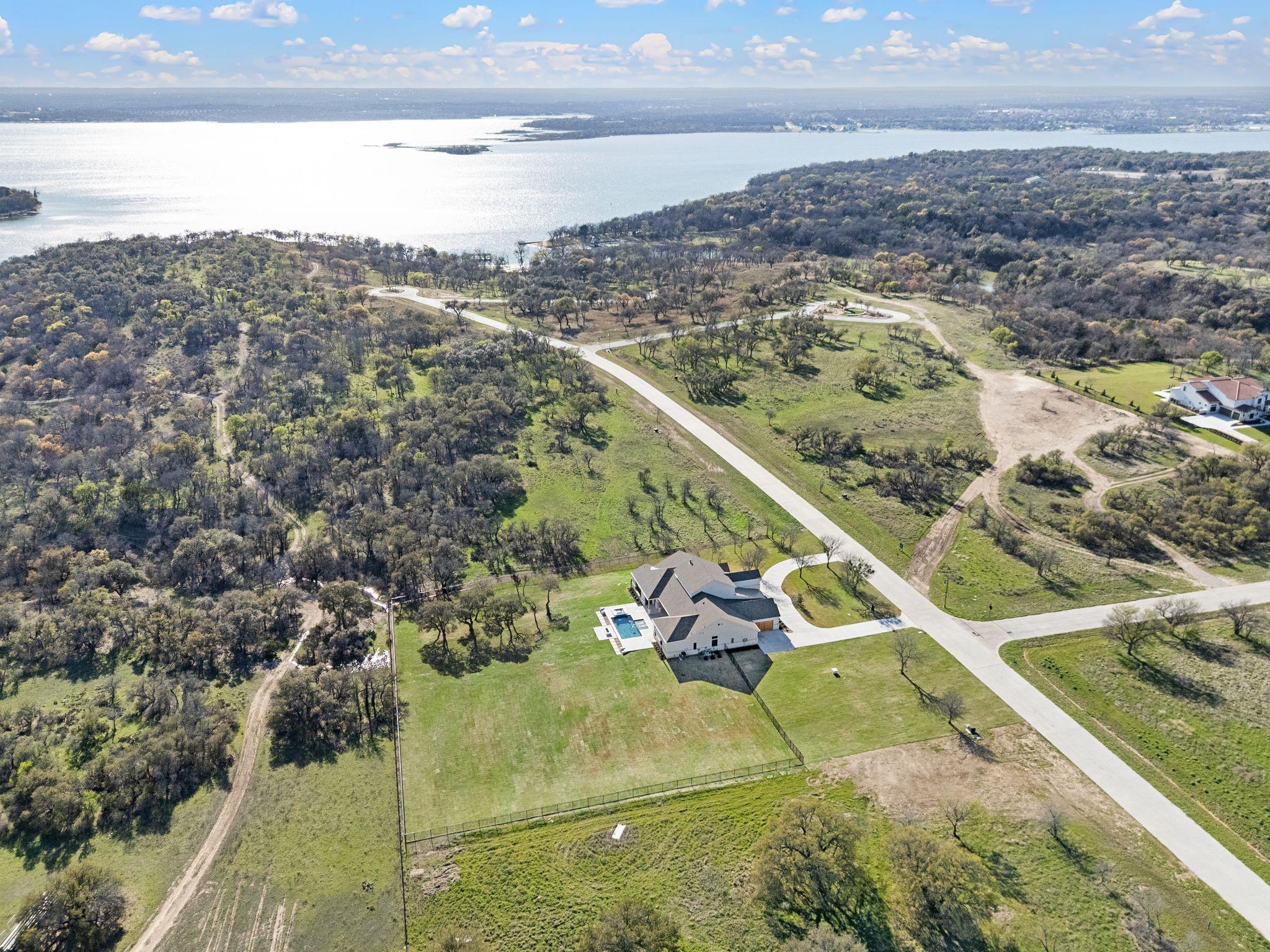 main property photo 39