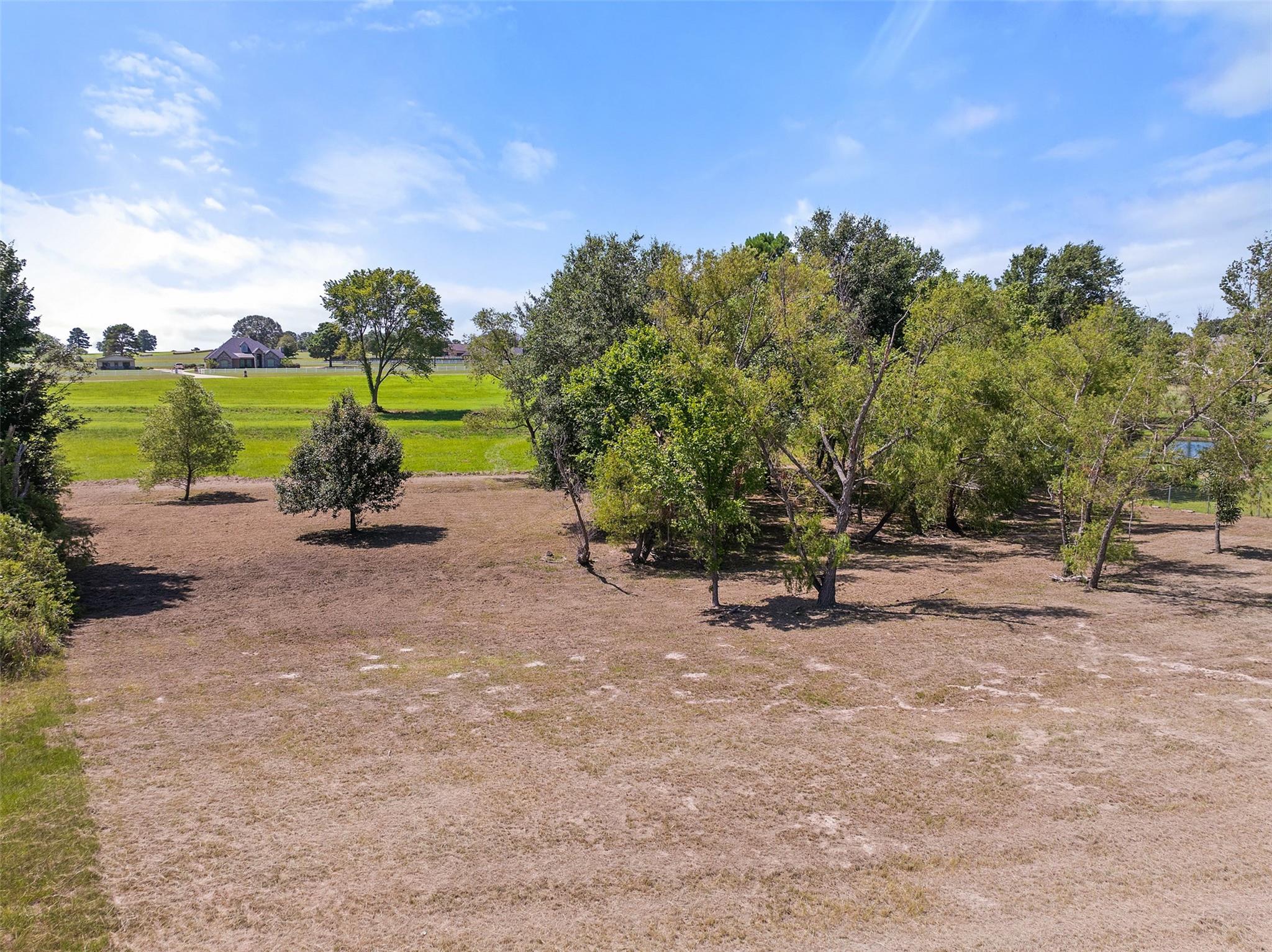 main property photo 20