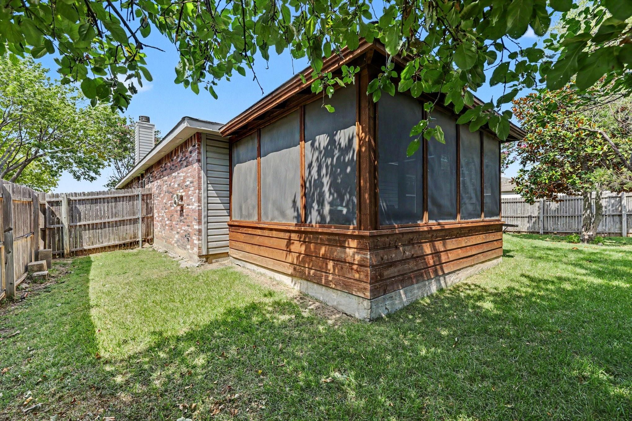 main property photo 24