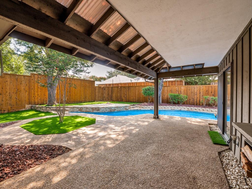 main property photo 16