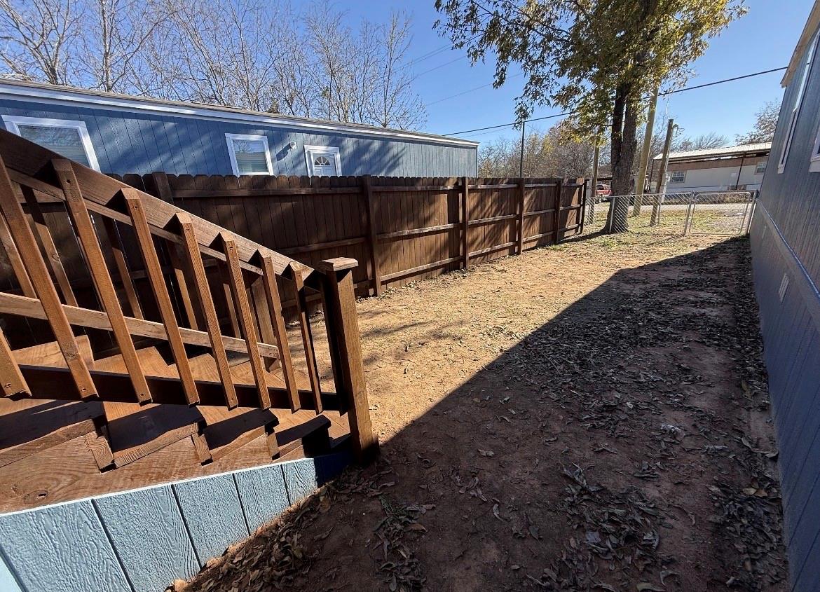 main property photo 9