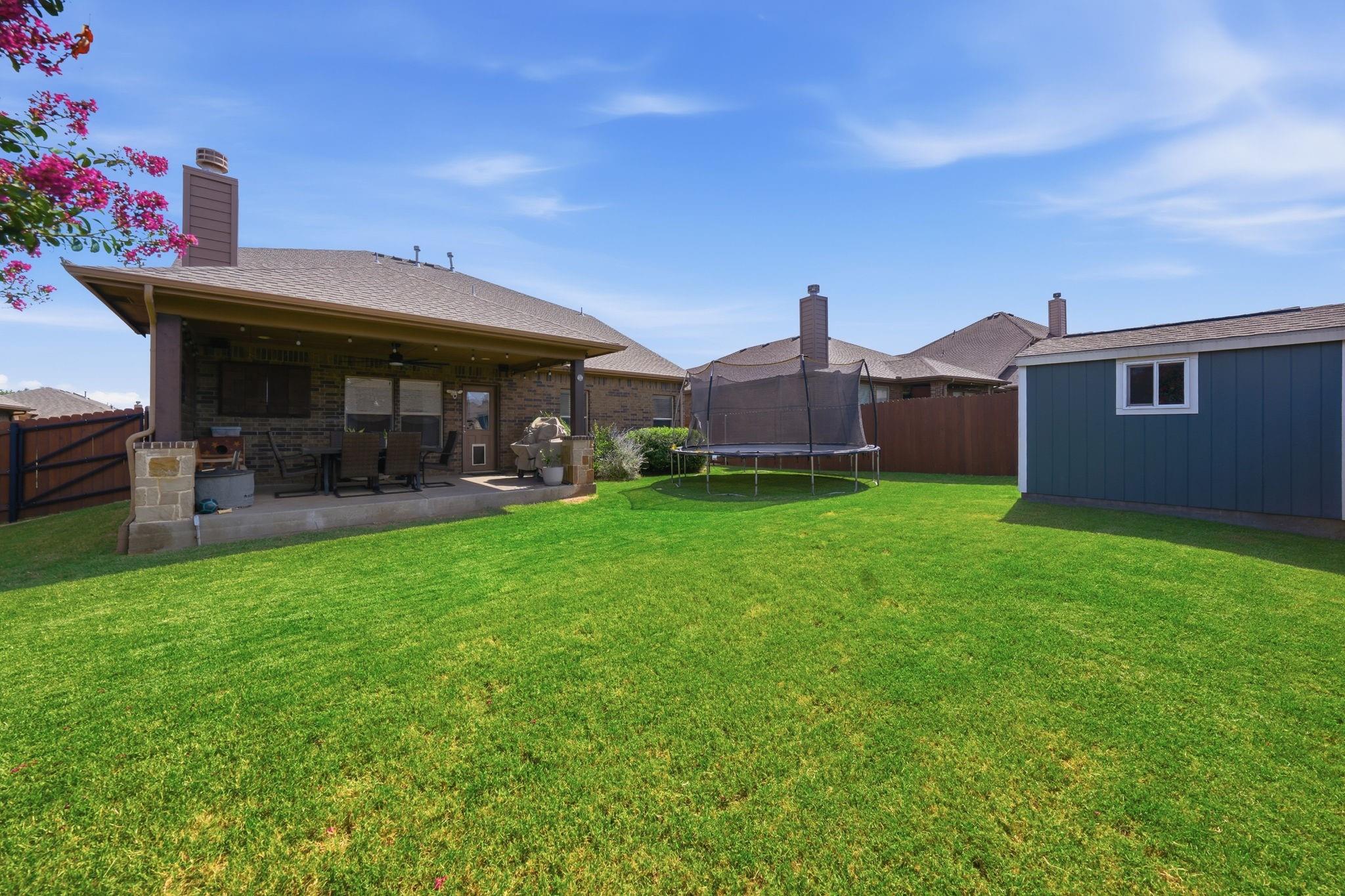 main property photo 32