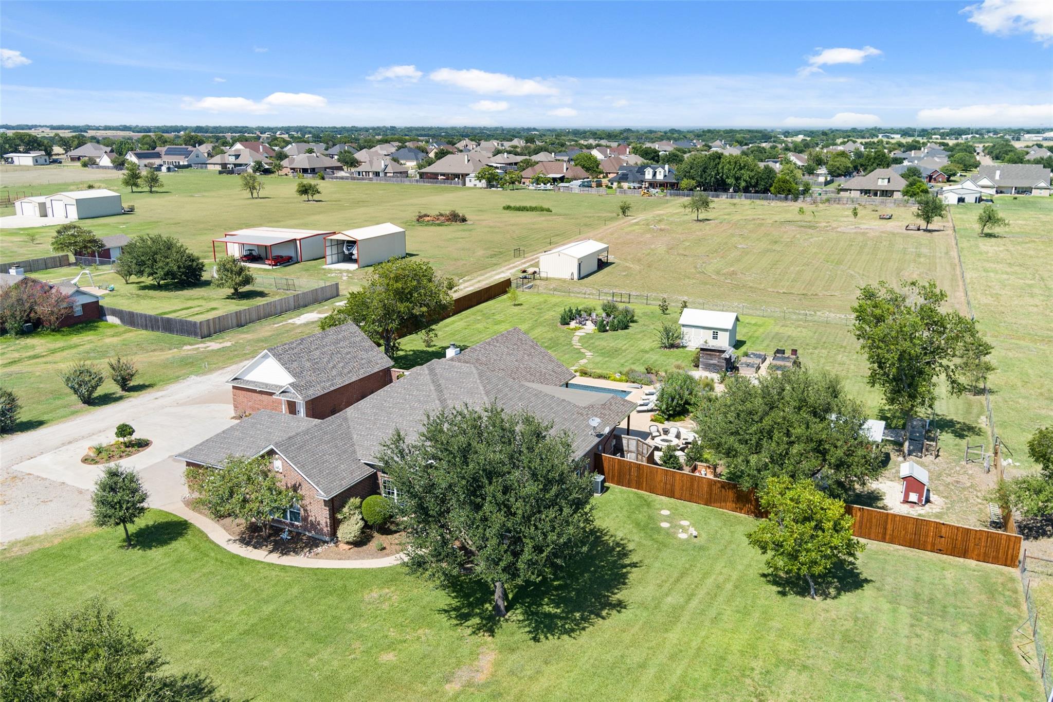 main property photo 38