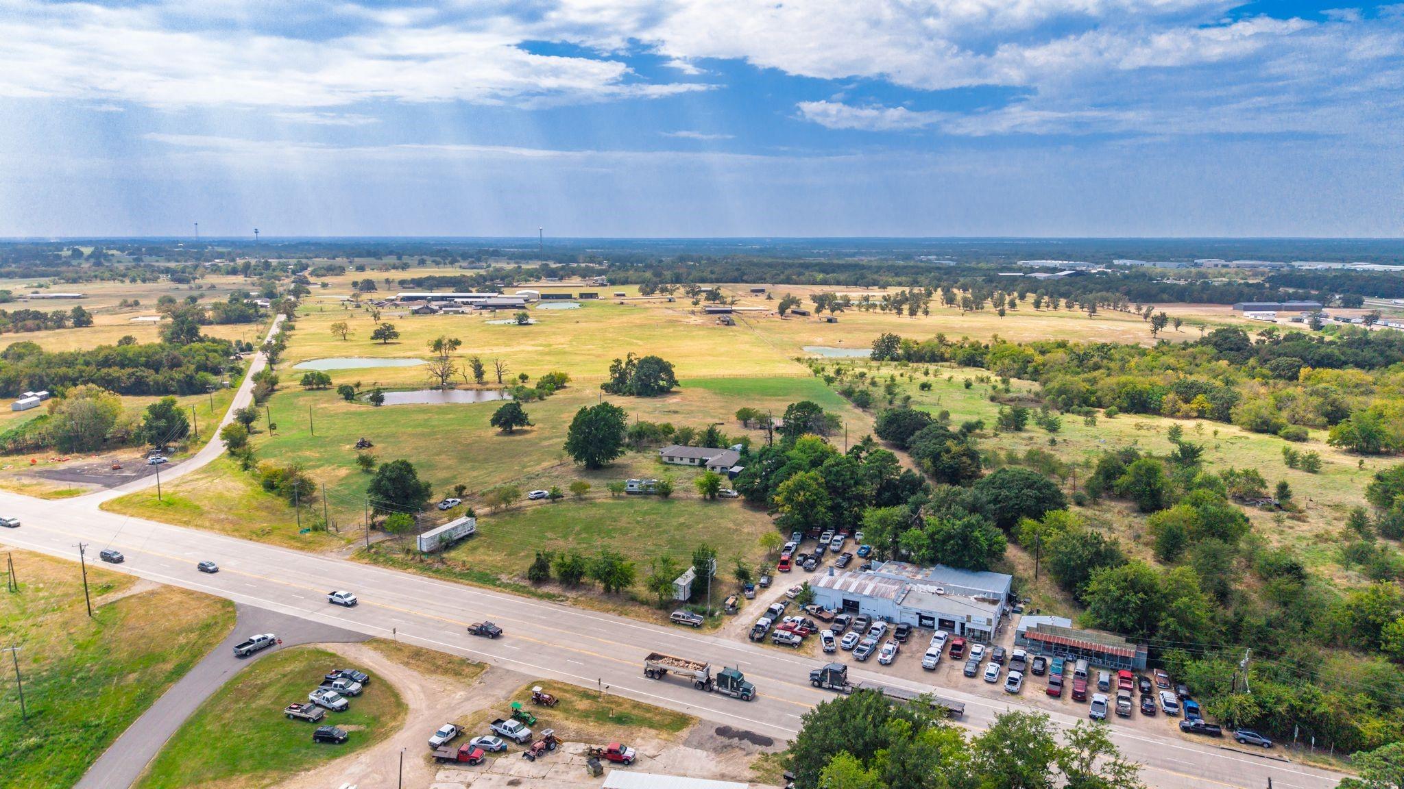 main property photo 30