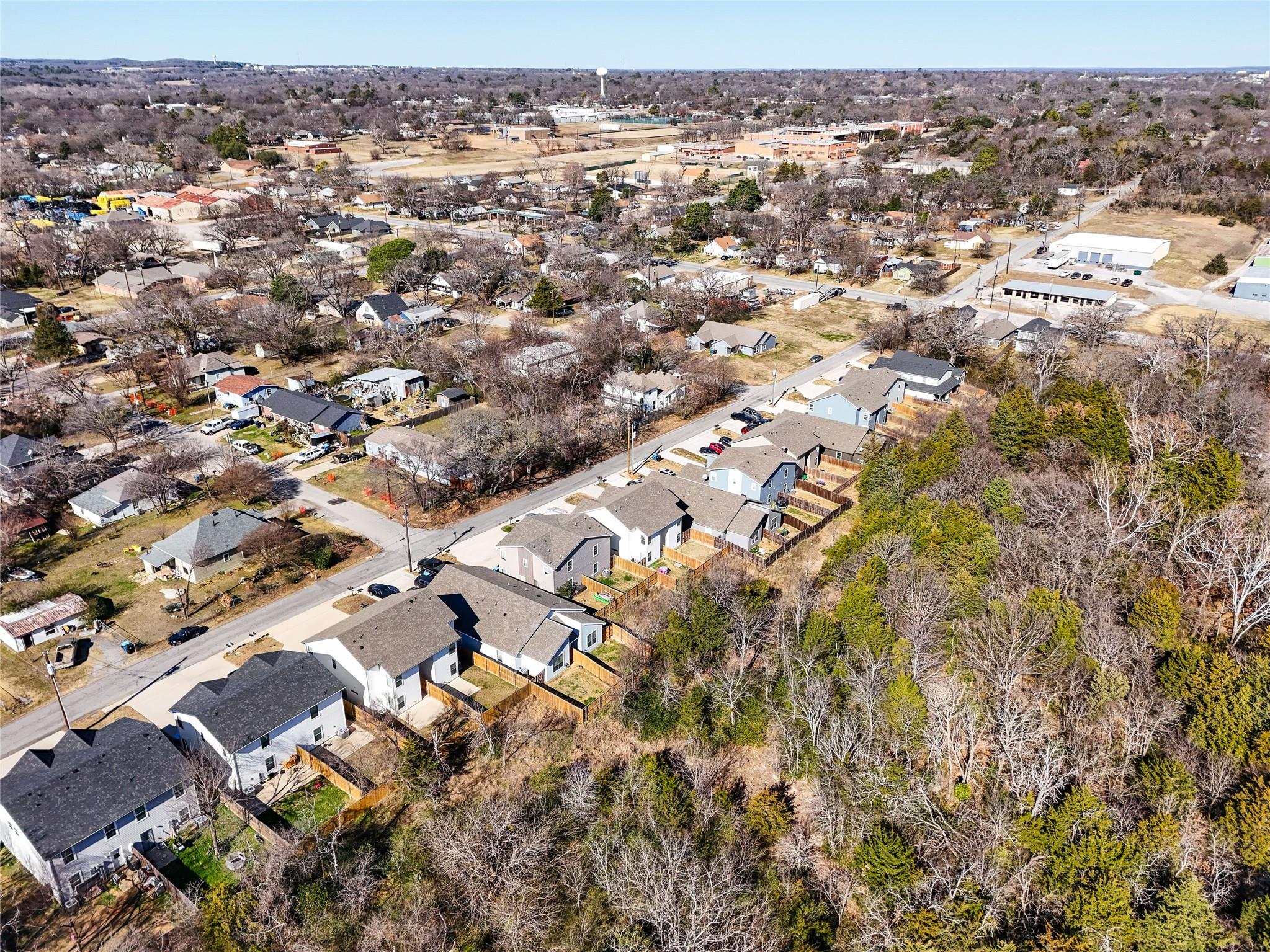 main property photo 22