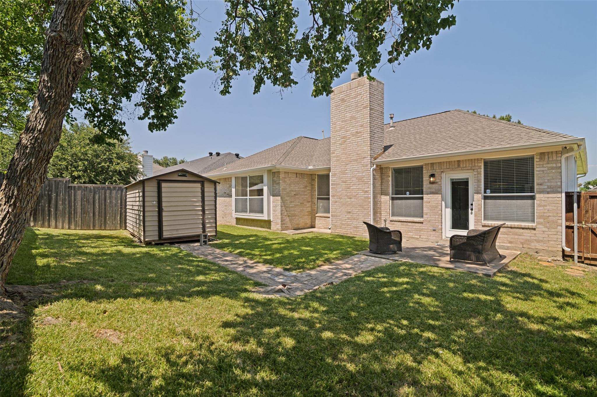 main property photo 22