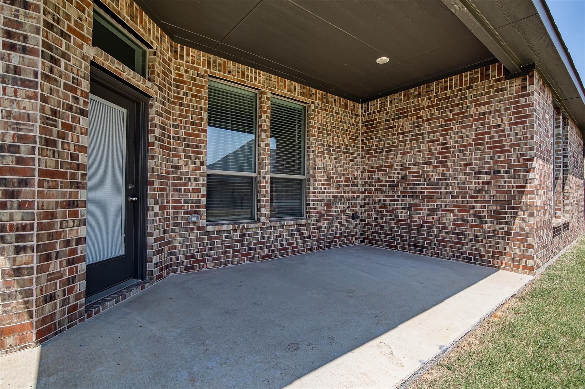main property photo 35