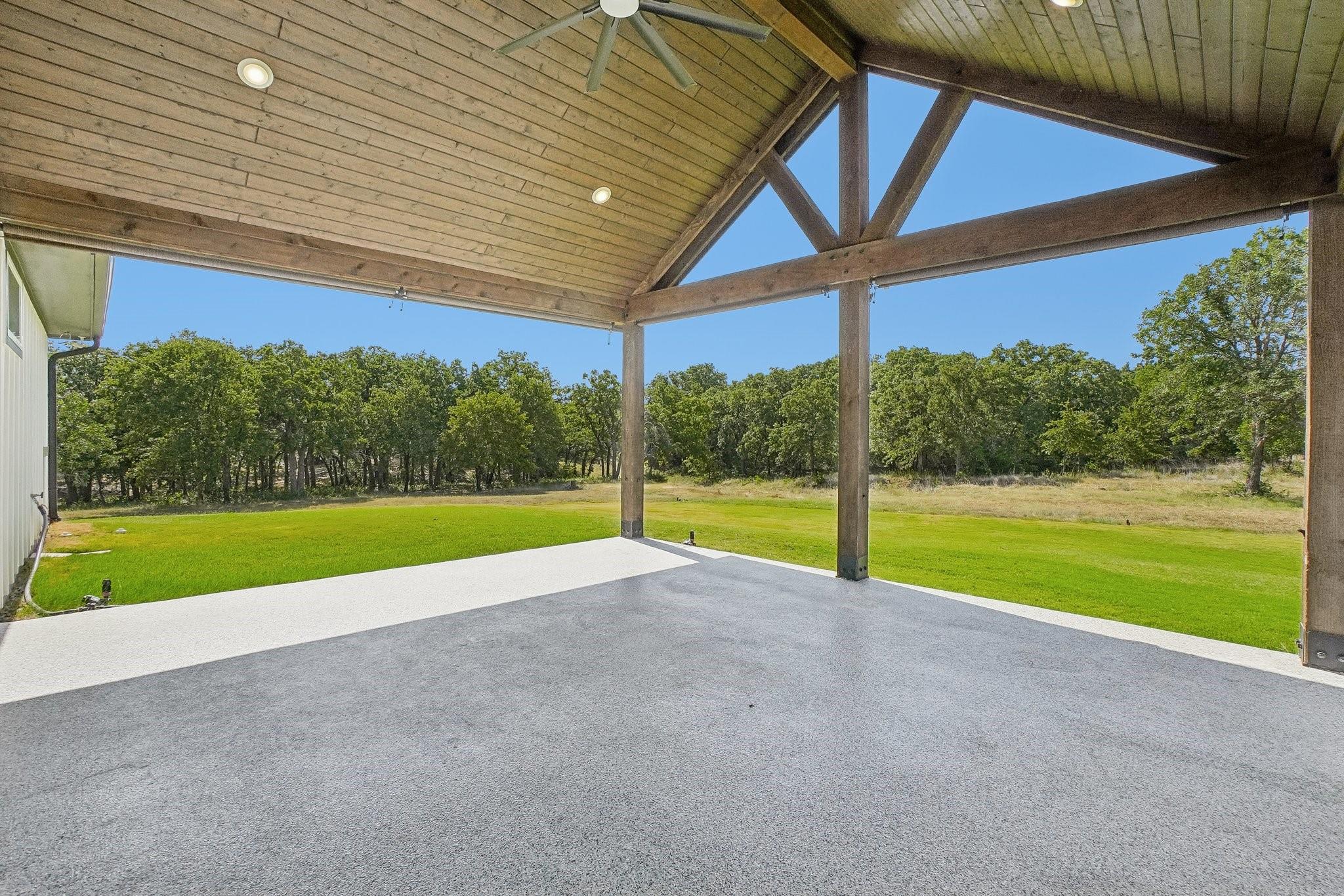 main property photo 29