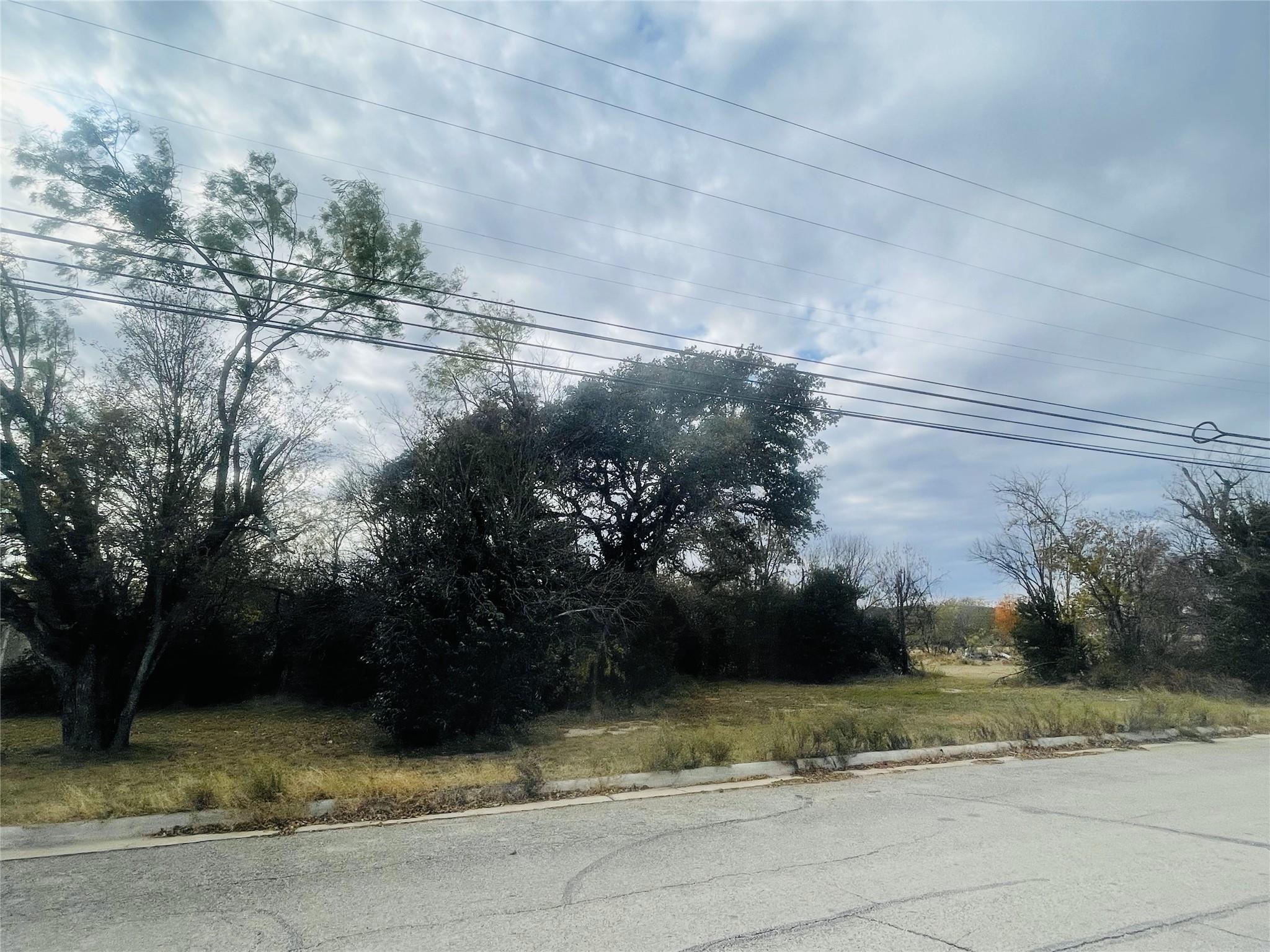 main property photo 0