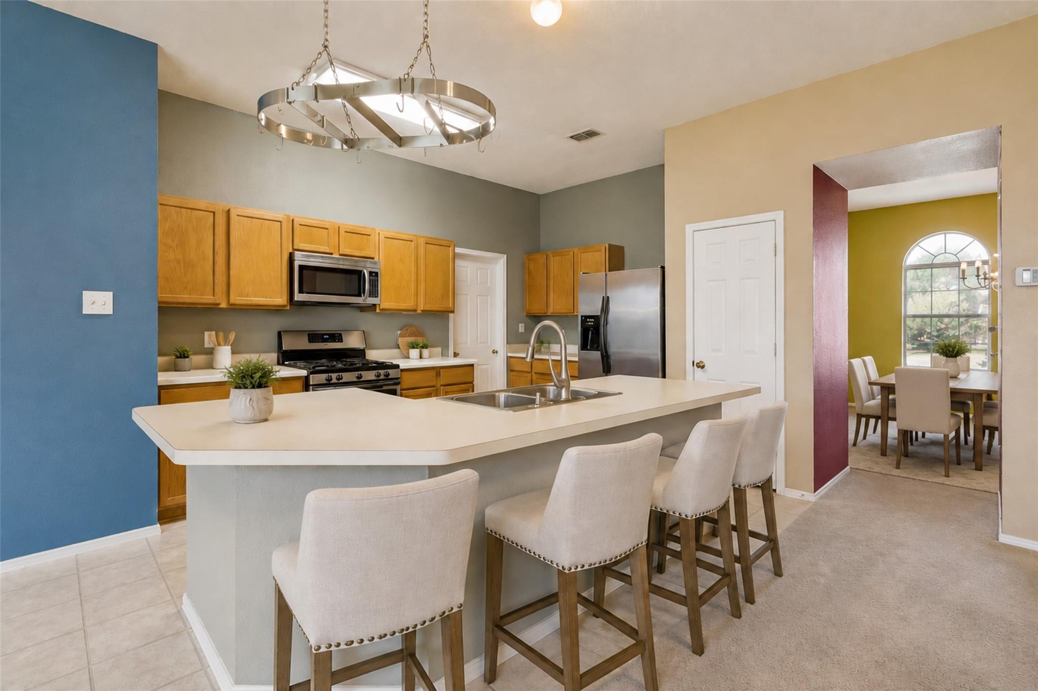 main property photo 5