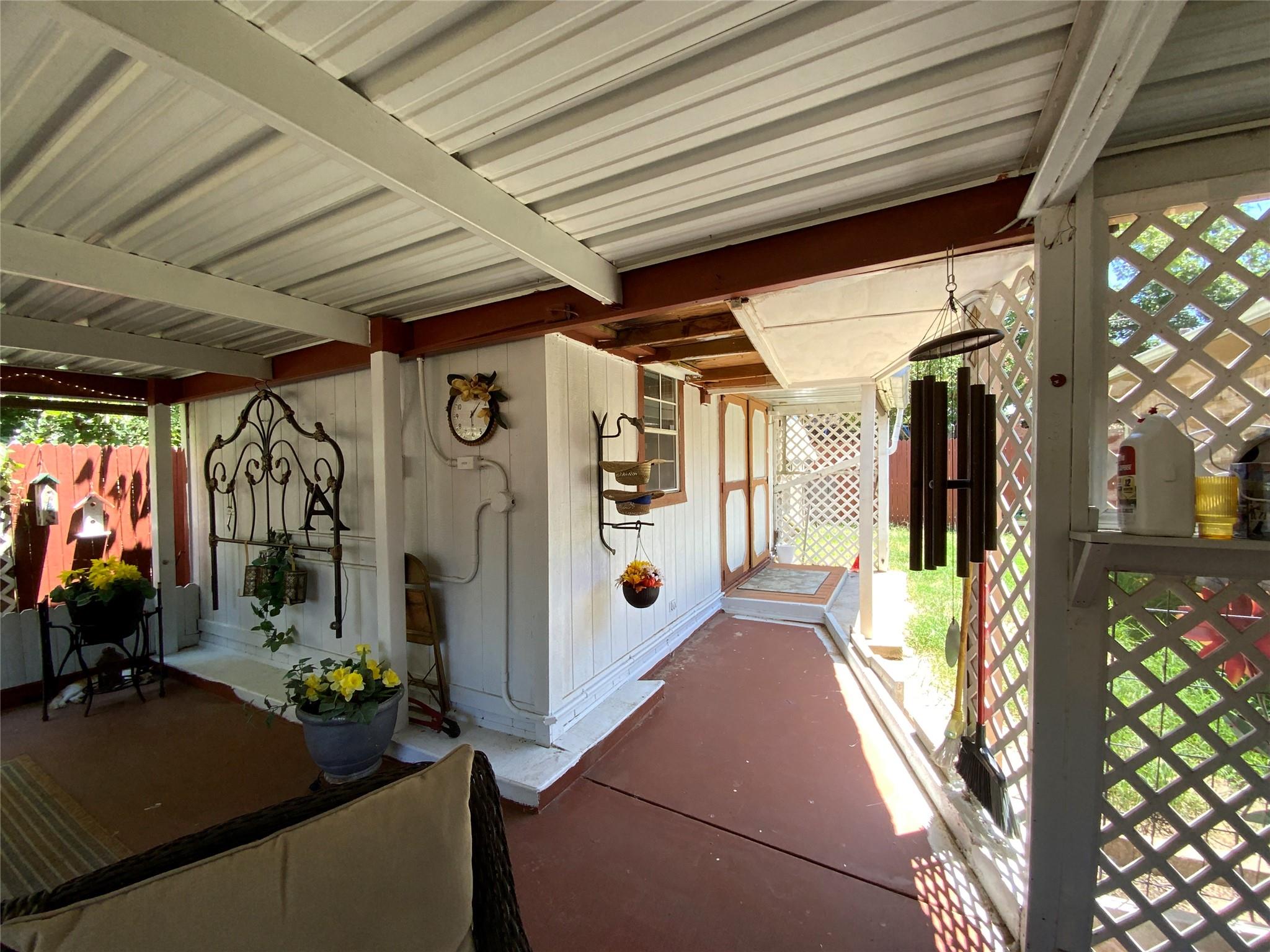 main property photo 31