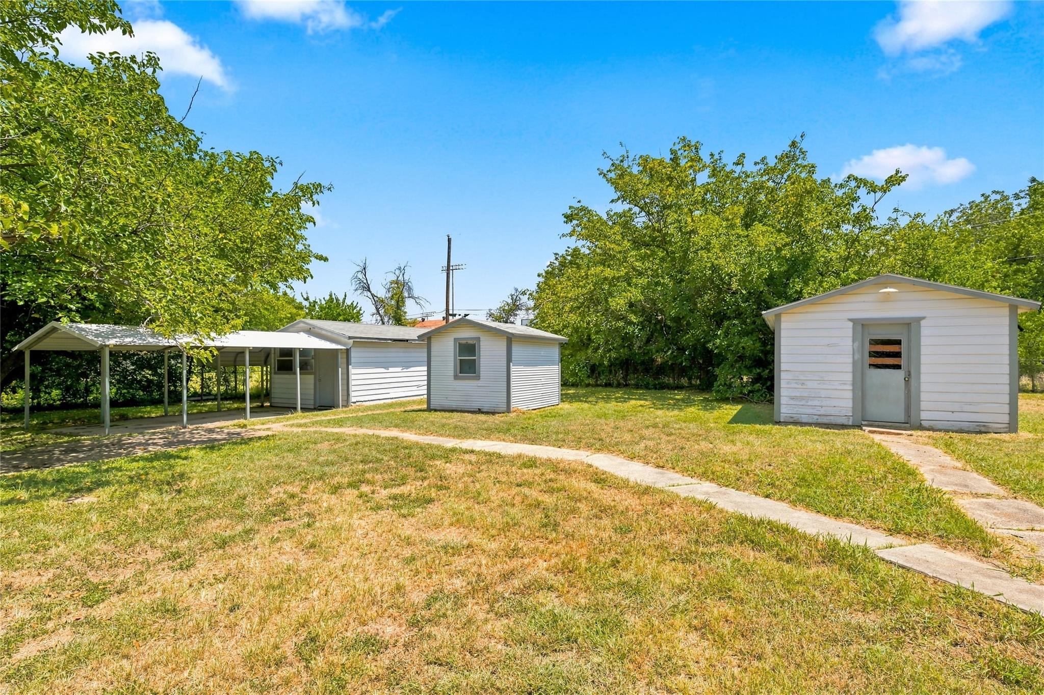 main property photo 21