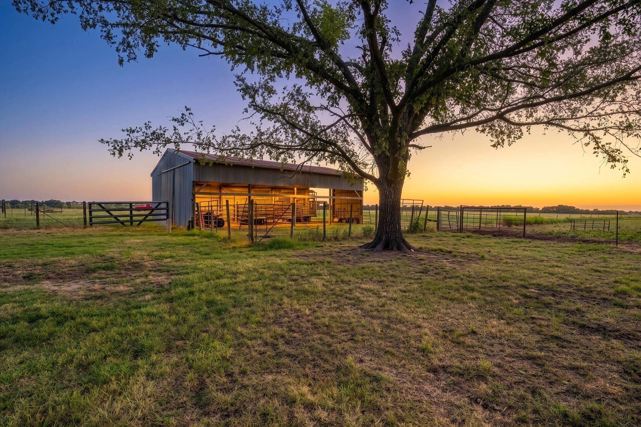main property photo 22