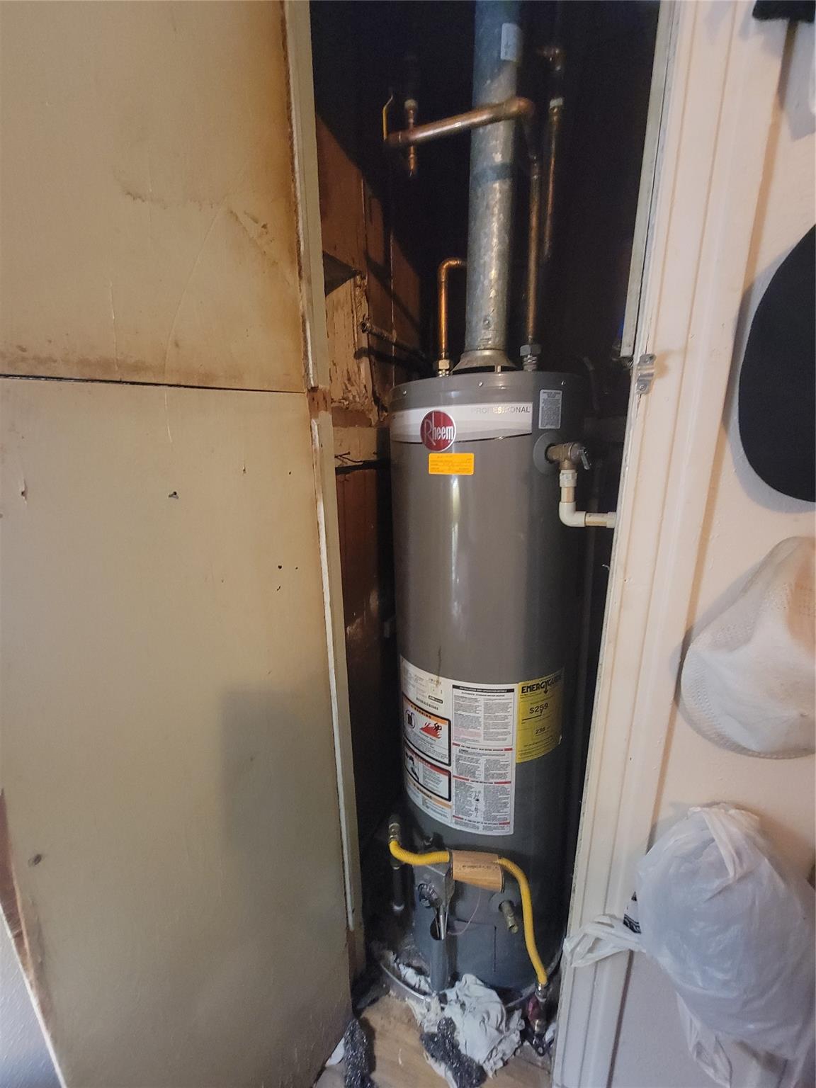 main property photo 11