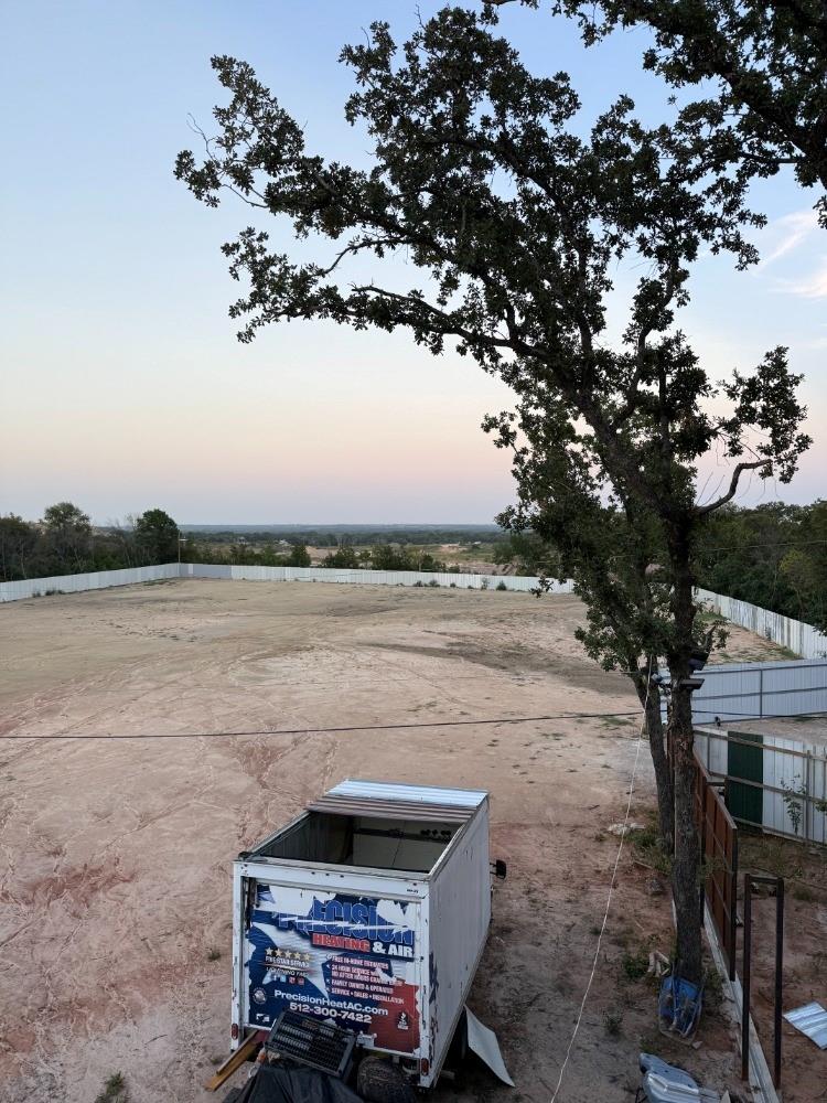 main property photo 10