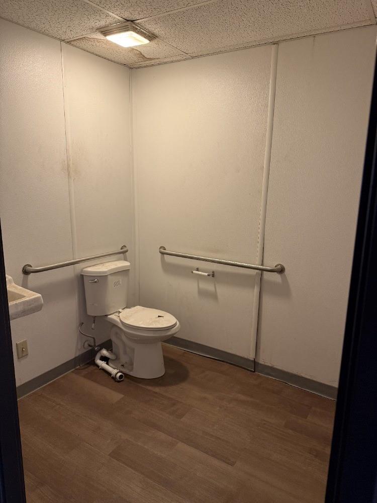 main property photo 16