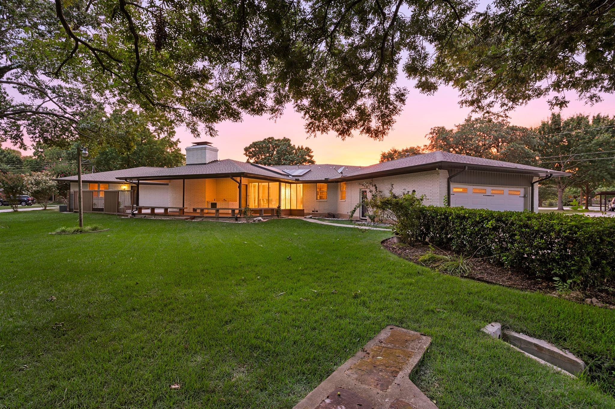 main property photo 35