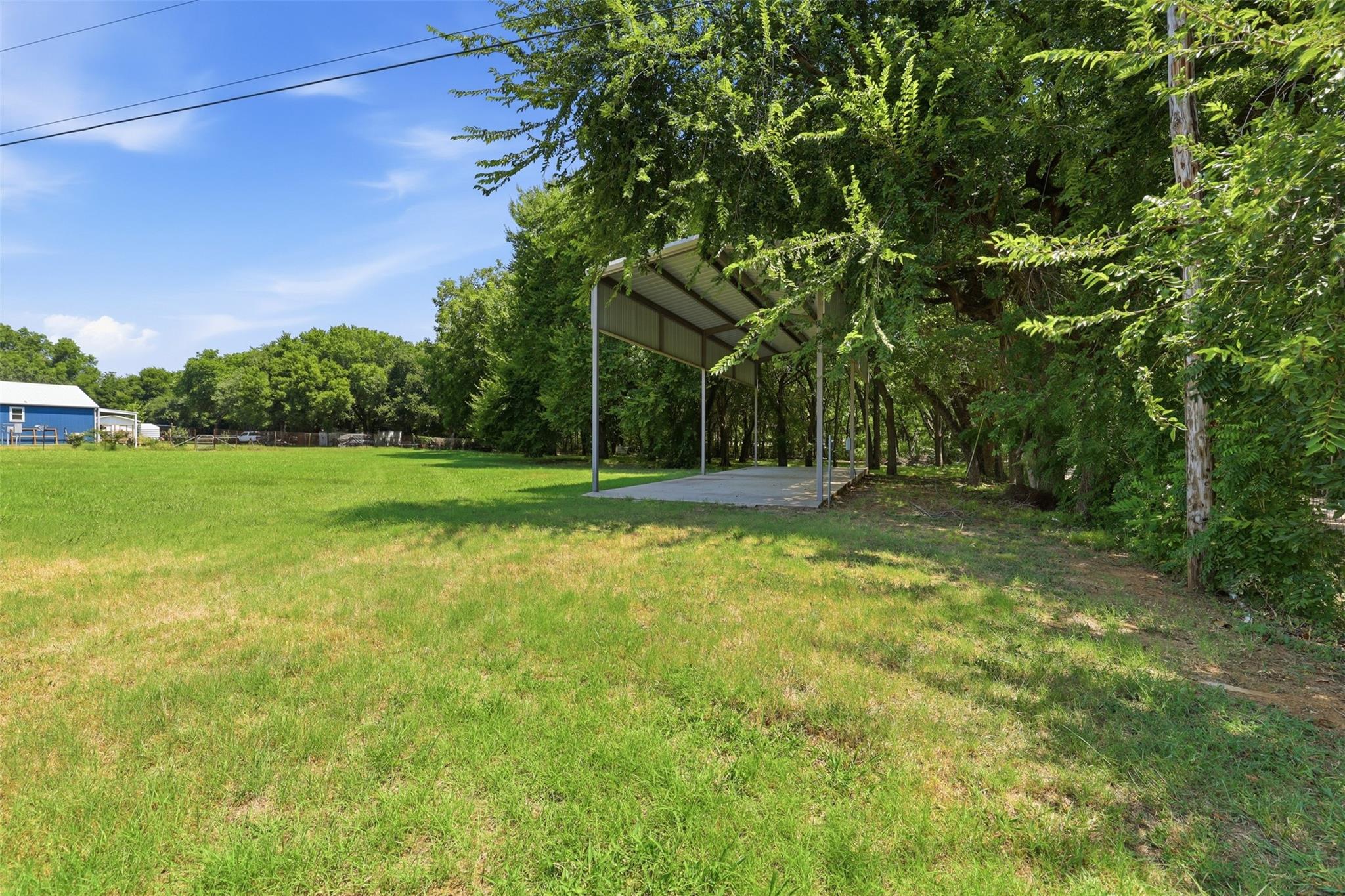 main property photo 31