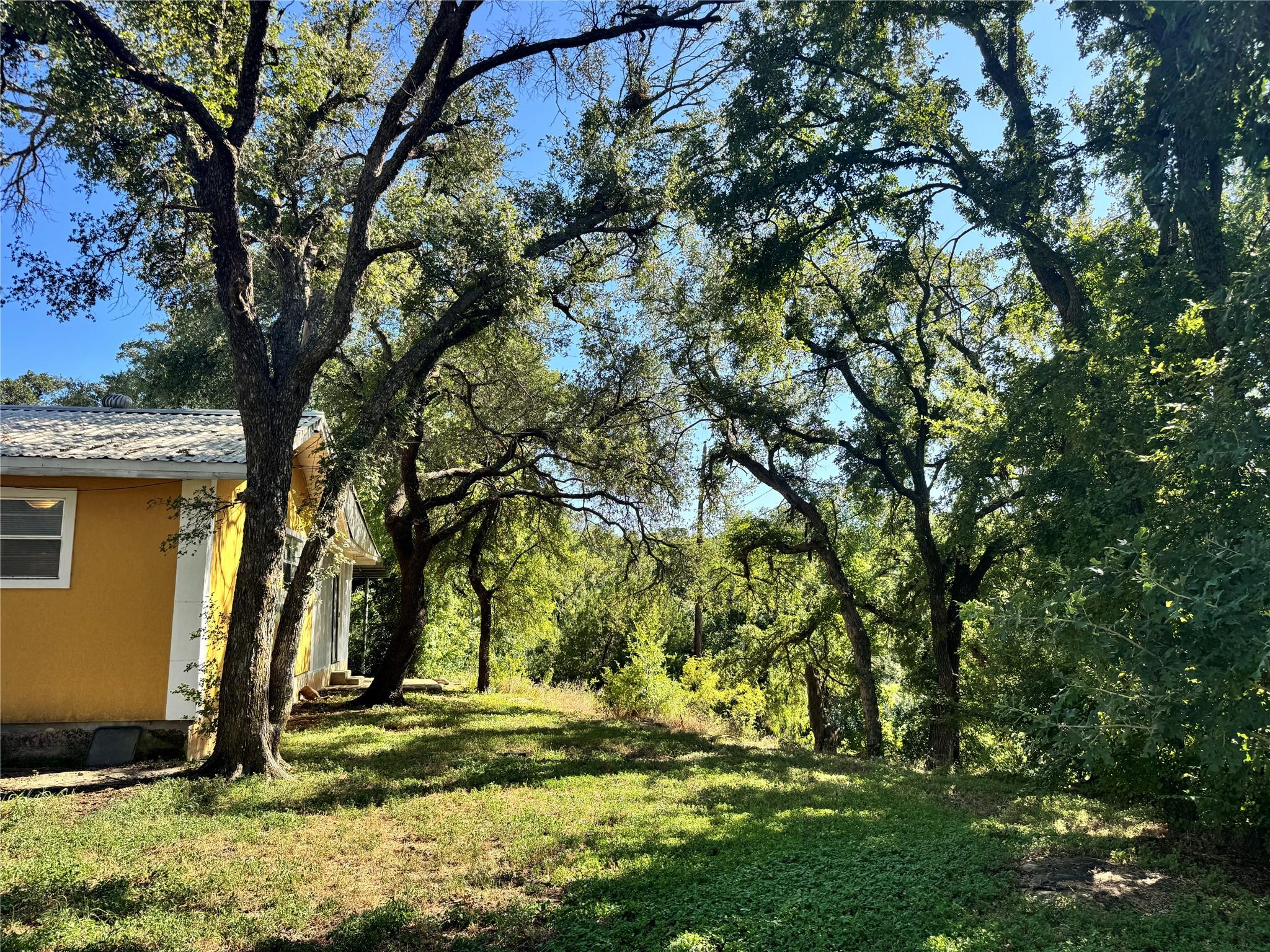 main property photo 25