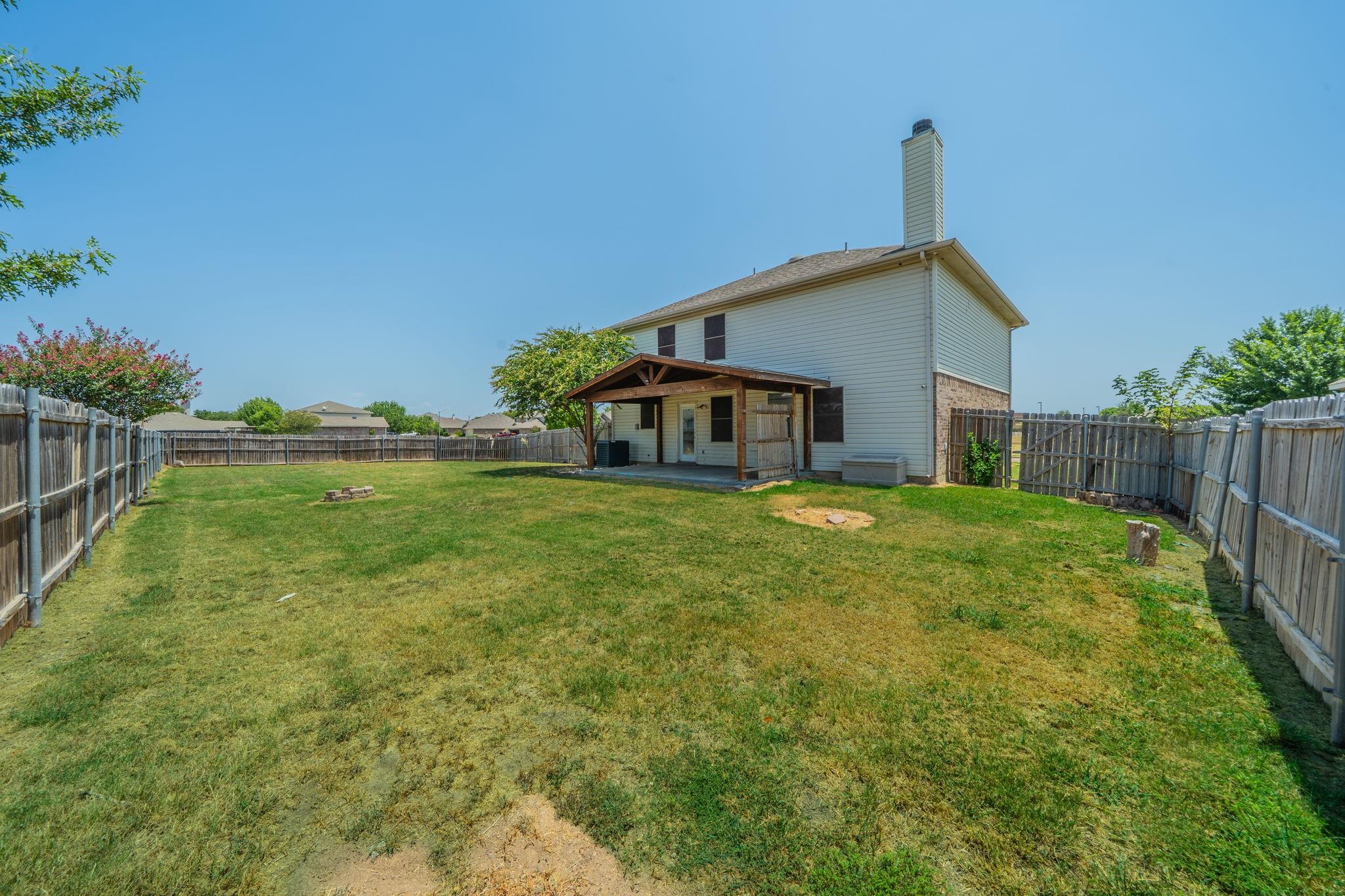 main property photo 27
