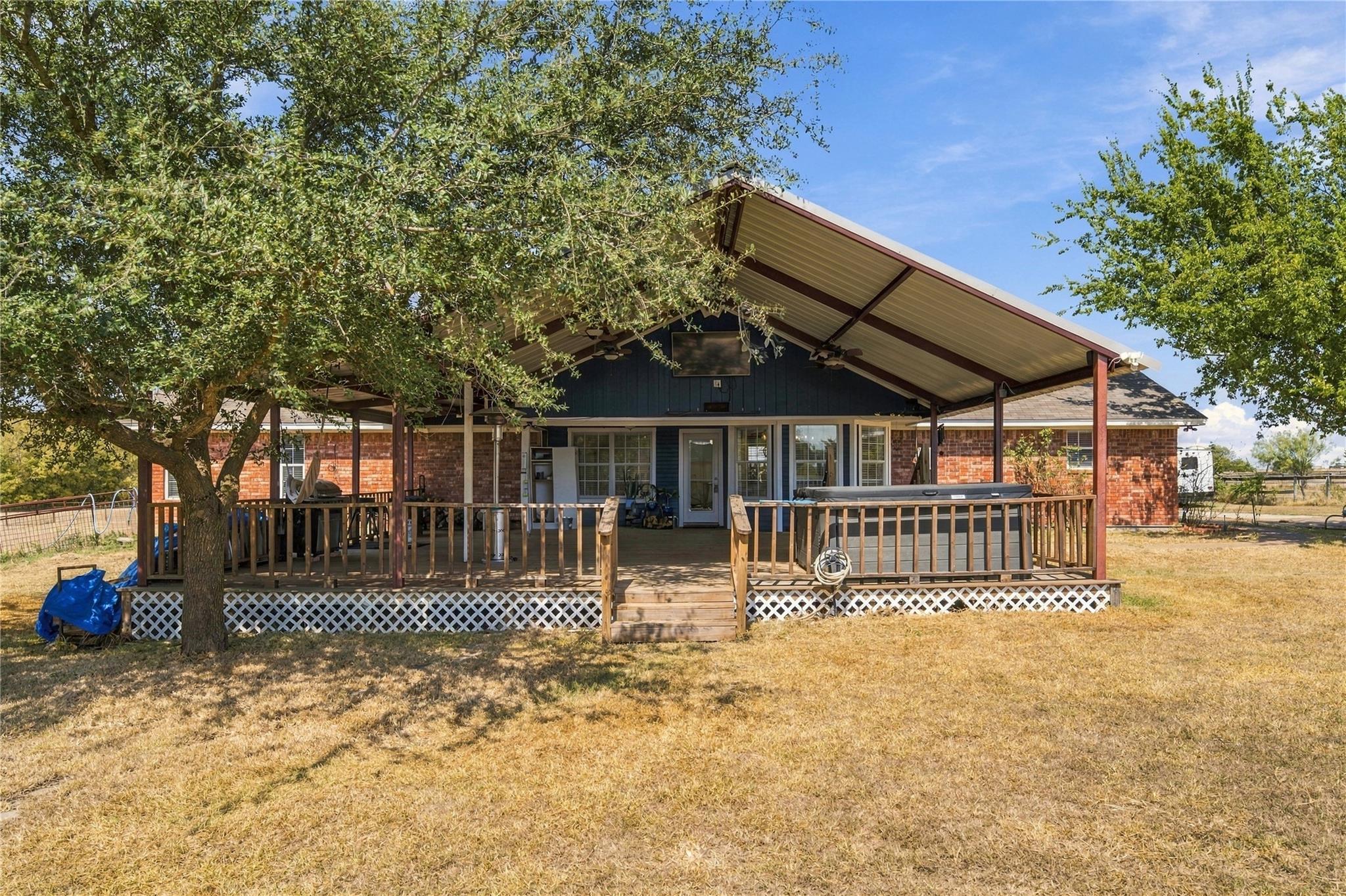 main property photo 24