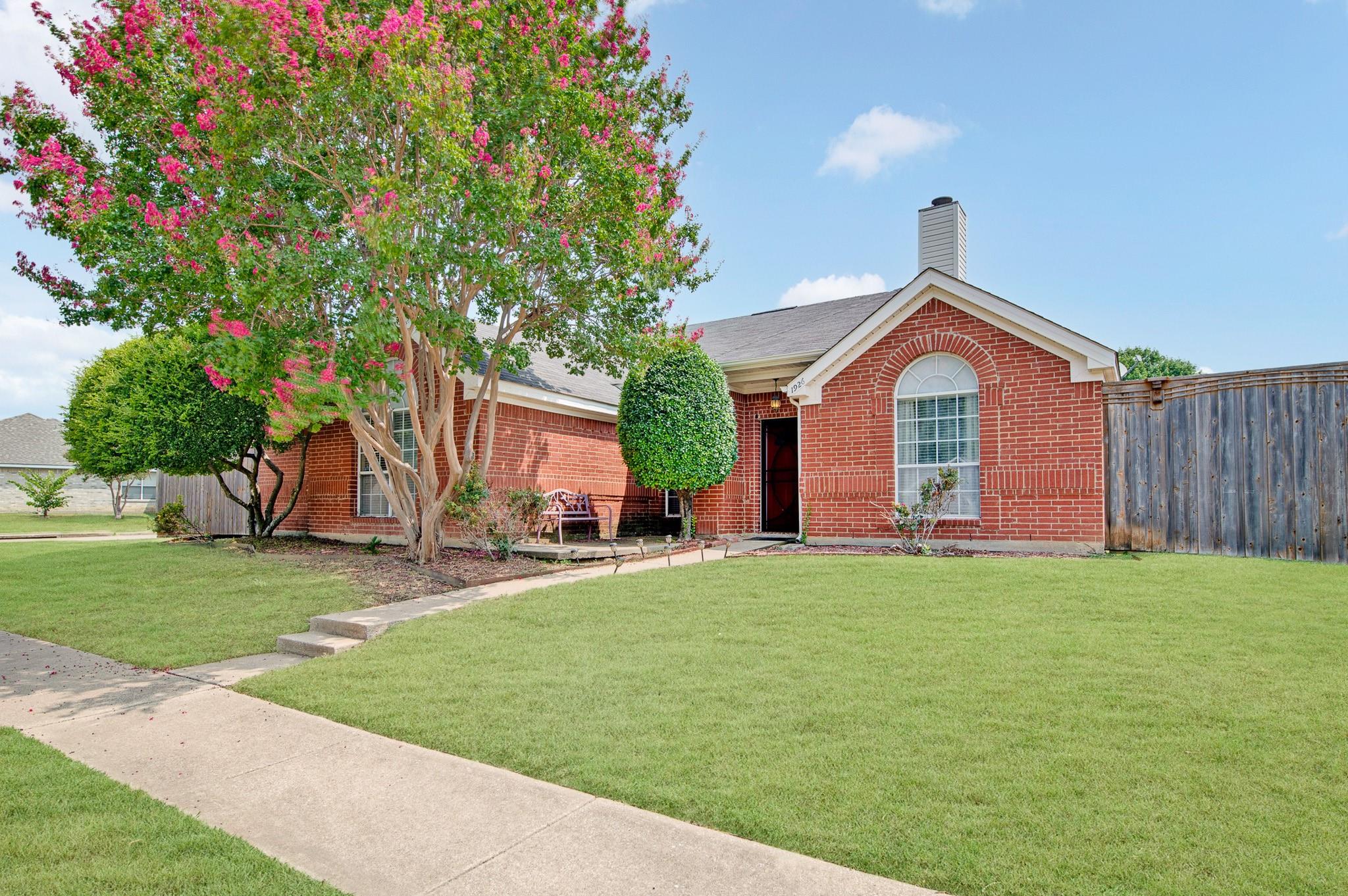 main property photo 1