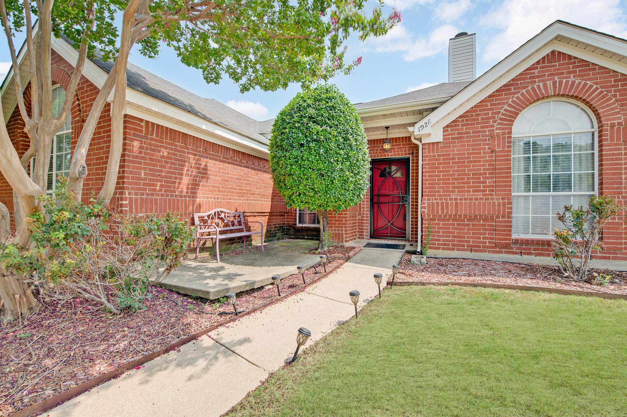 main property photo 2