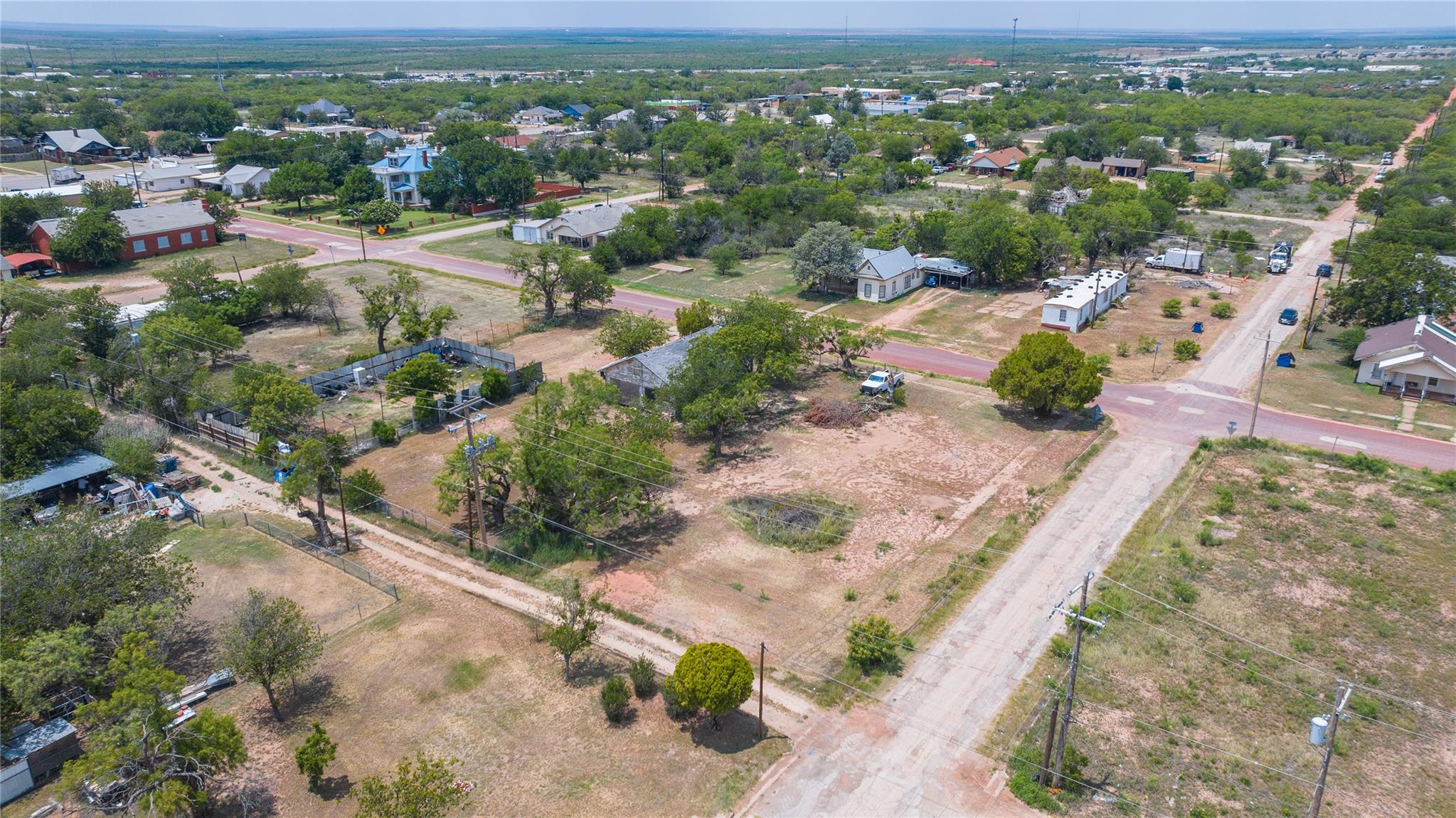 main property photo 12
