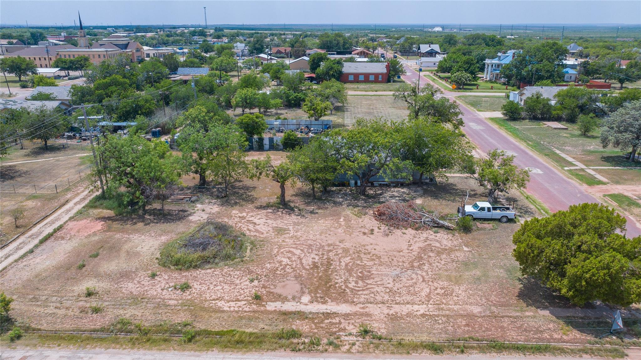 main property photo 20