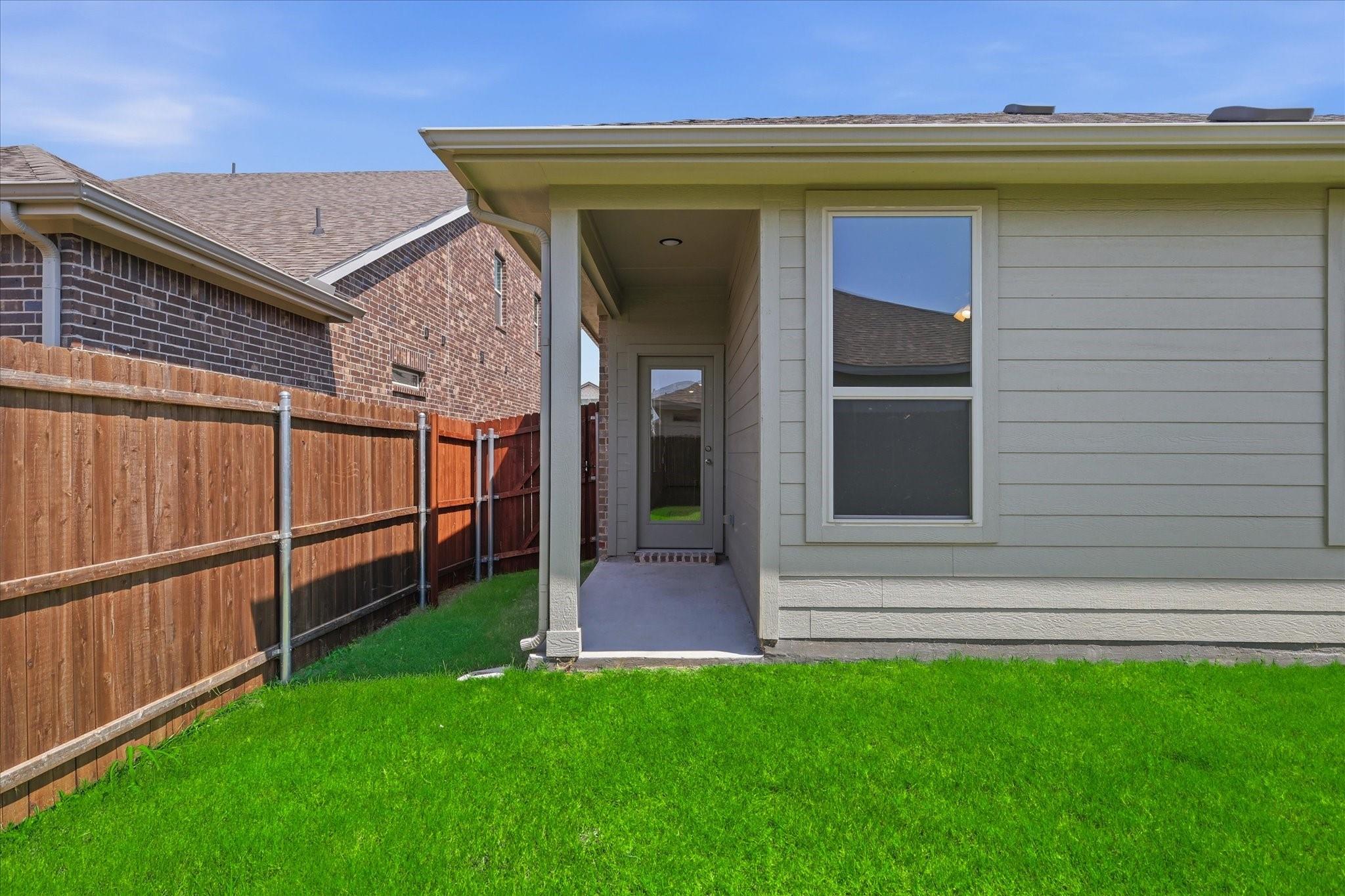 main property photo 7