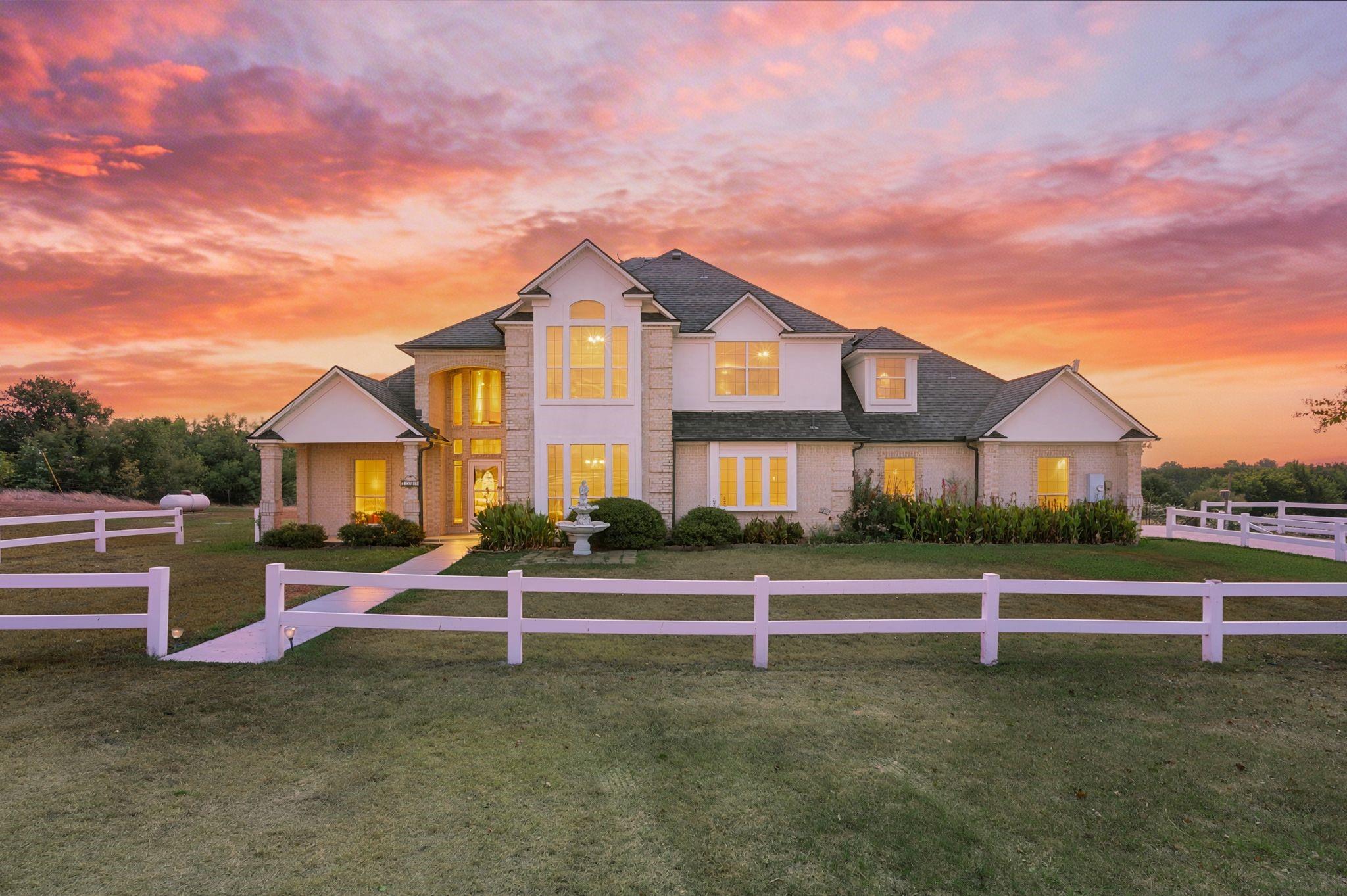 main property photo 0