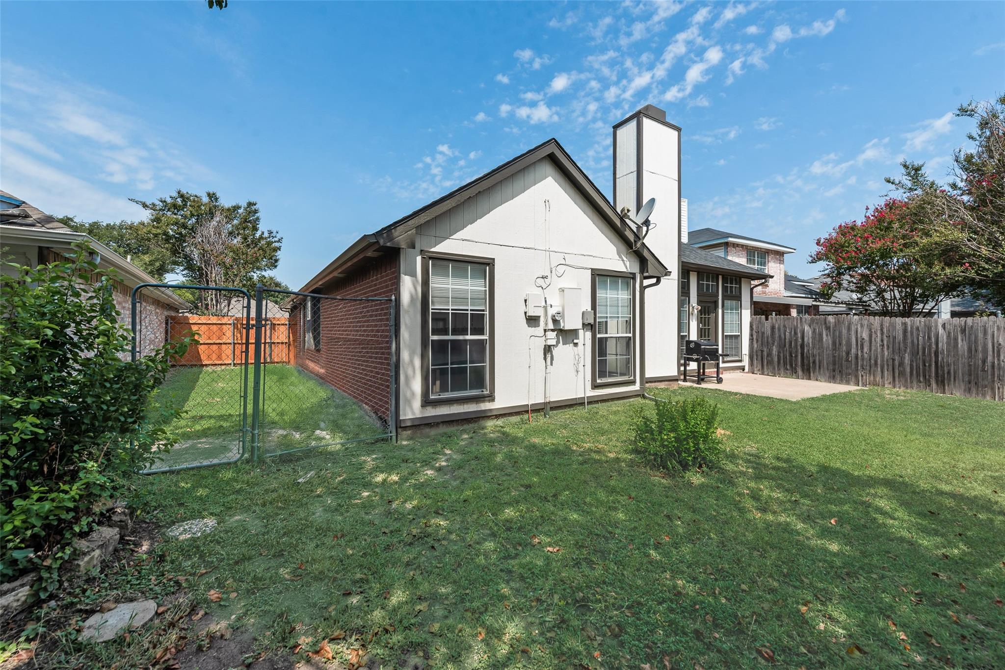 main property photo 20
