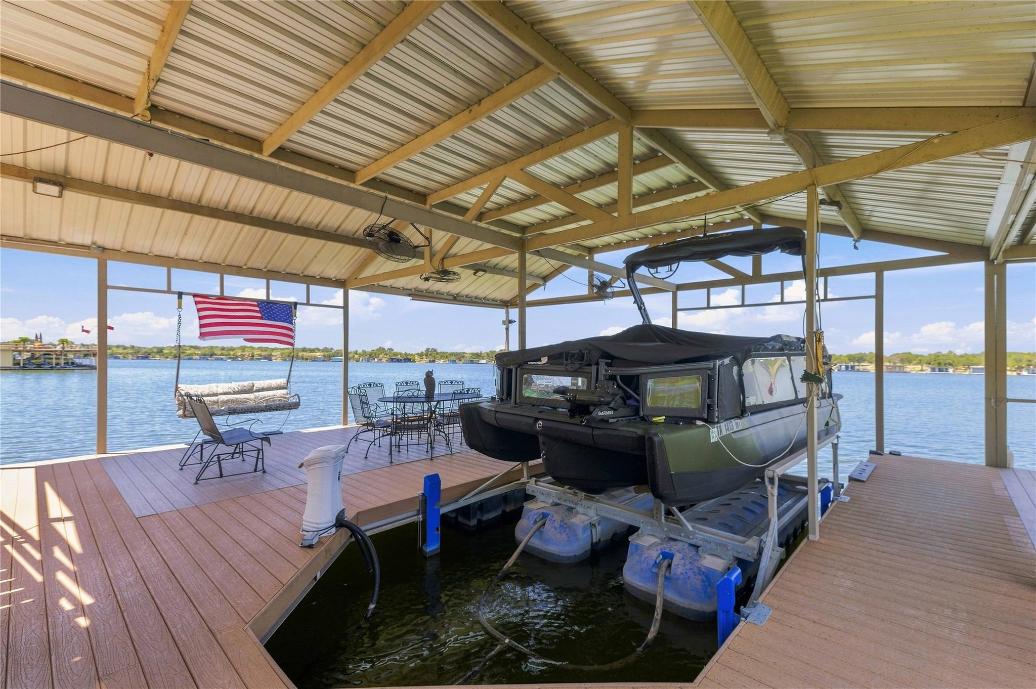 main property photo 37