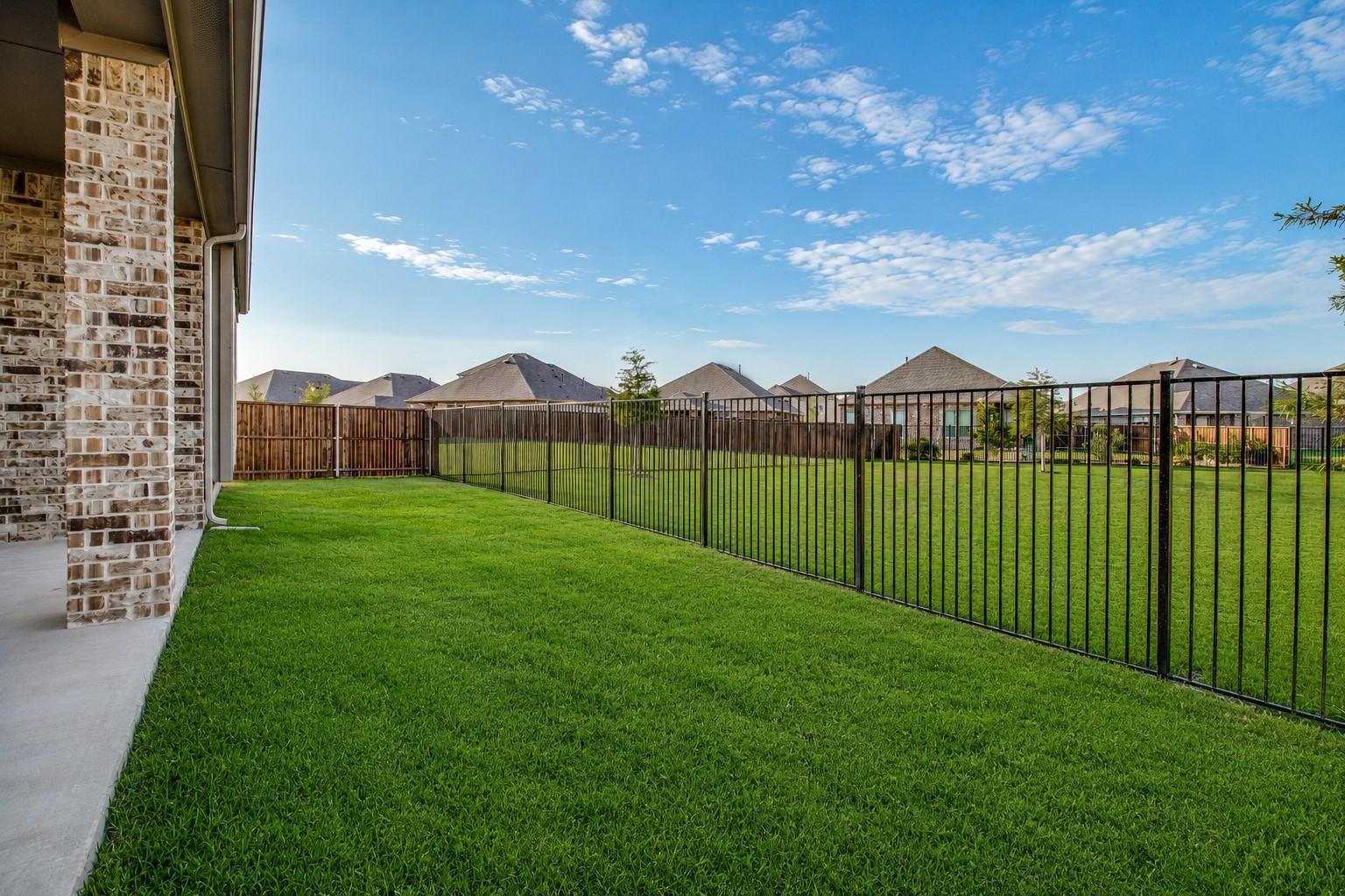 main property photo 19