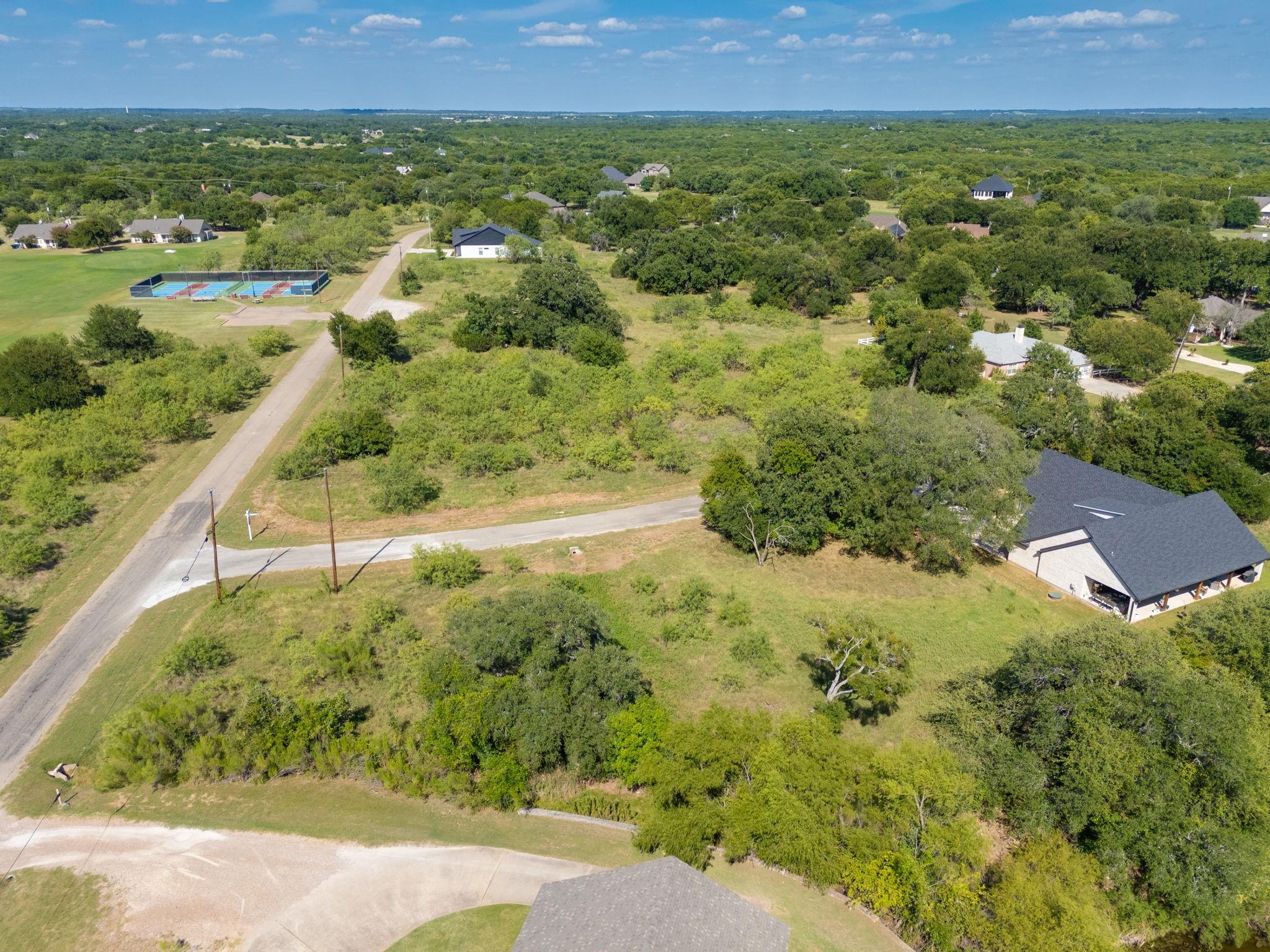 main property photo 10