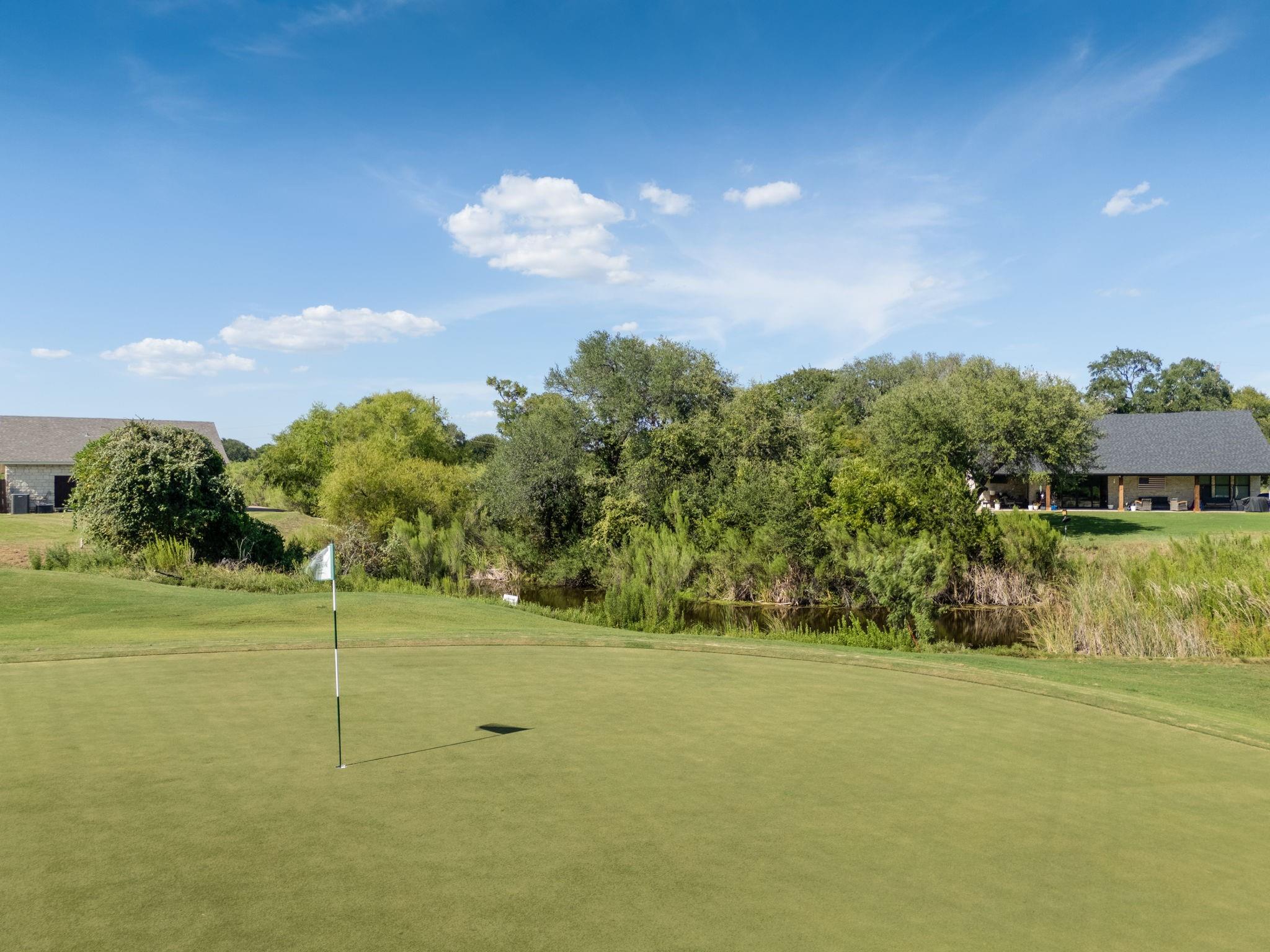 main property photo 12