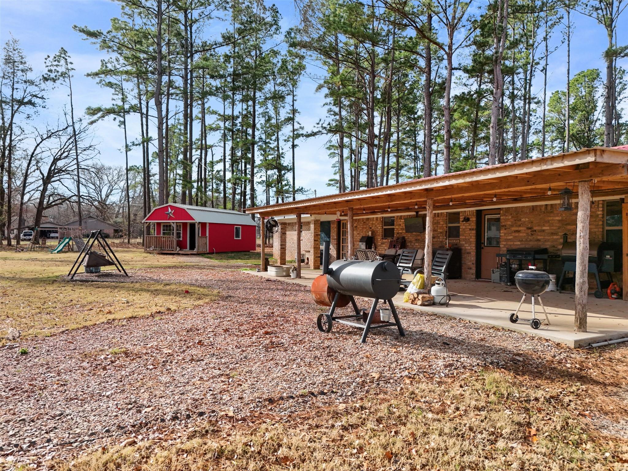 main property photo 38