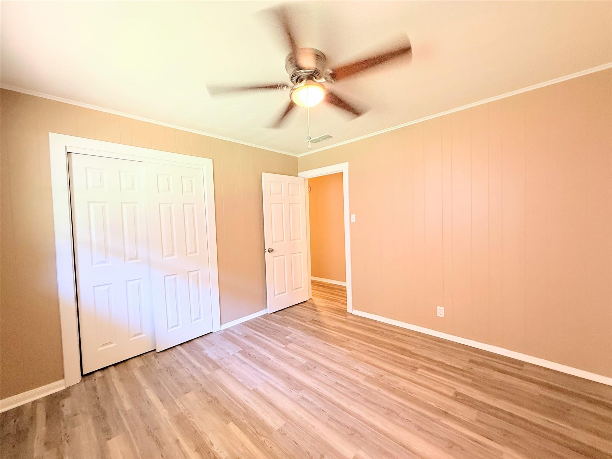 property viewer photo 12