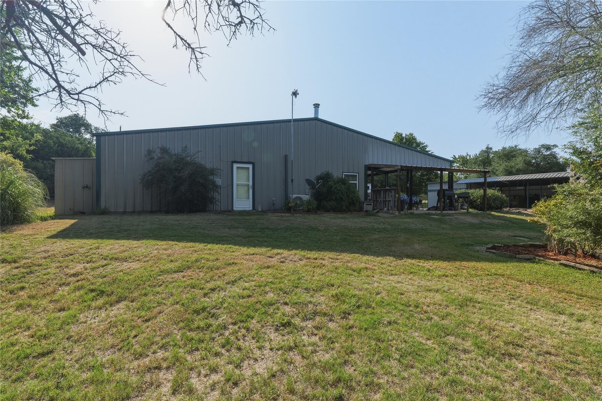 main property photo 5