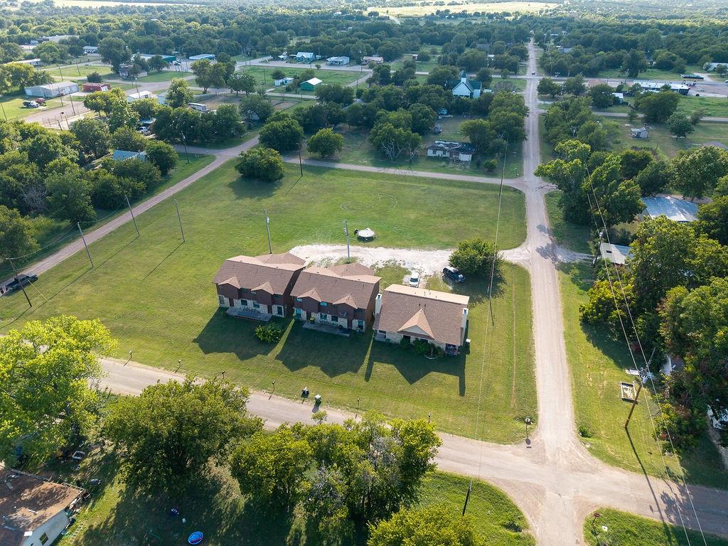 main property photo 4