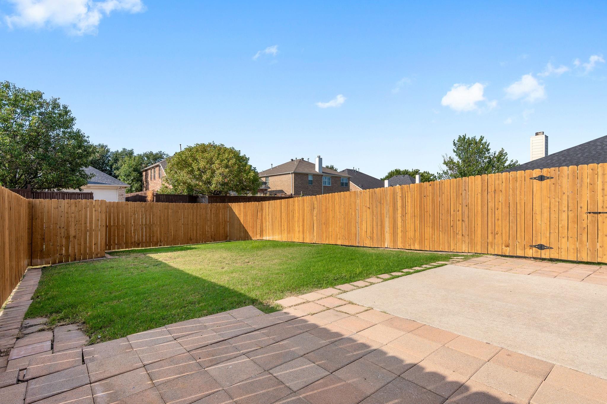 main property photo 16