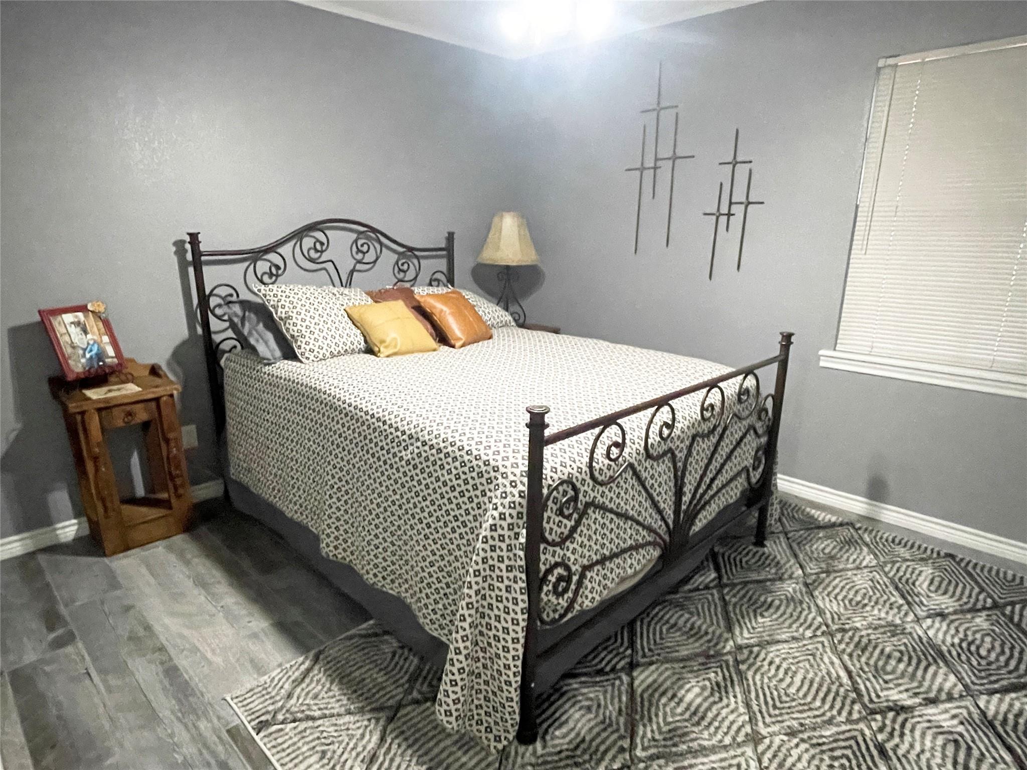 main property photo 16