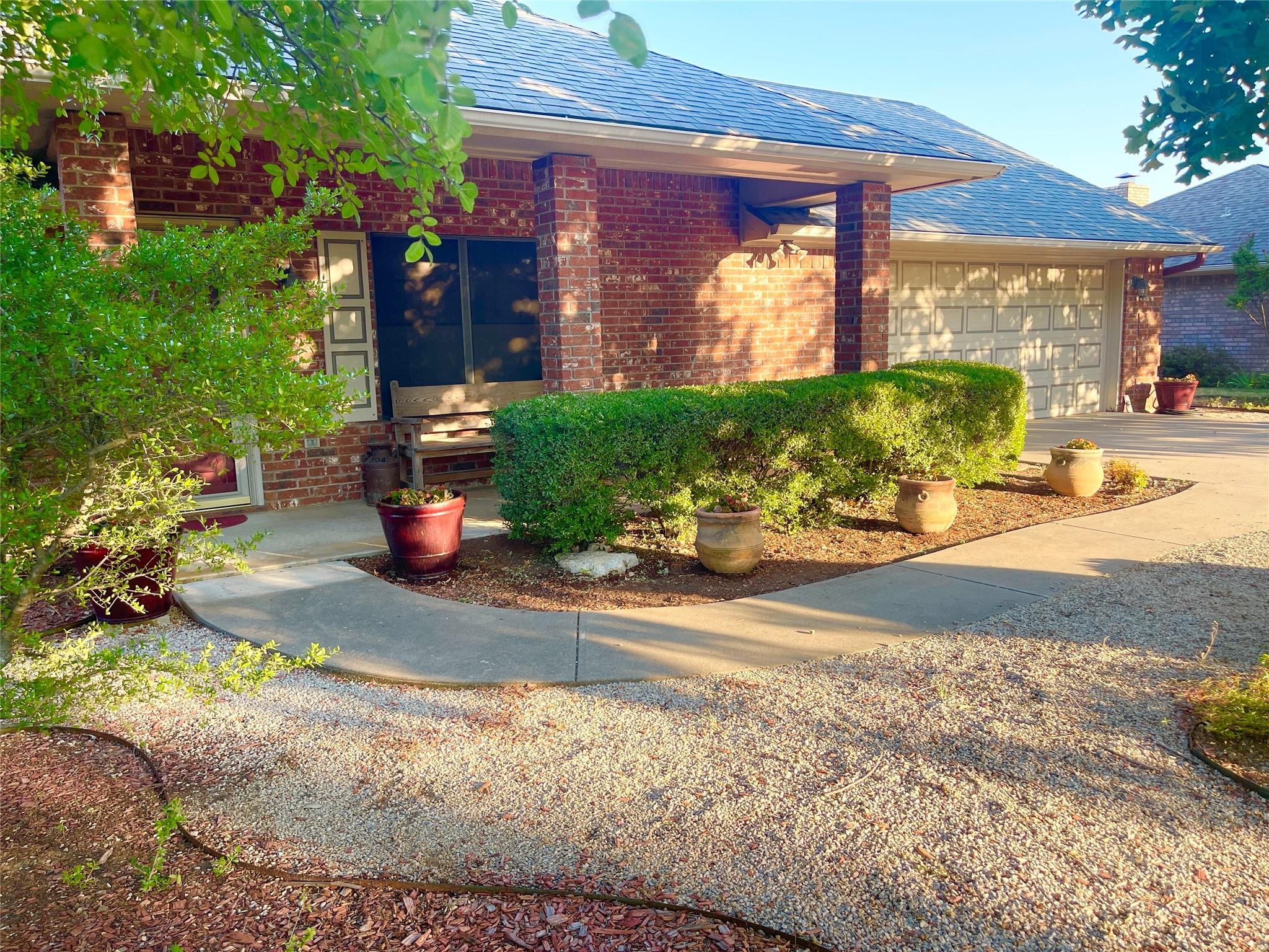 main property photo 20