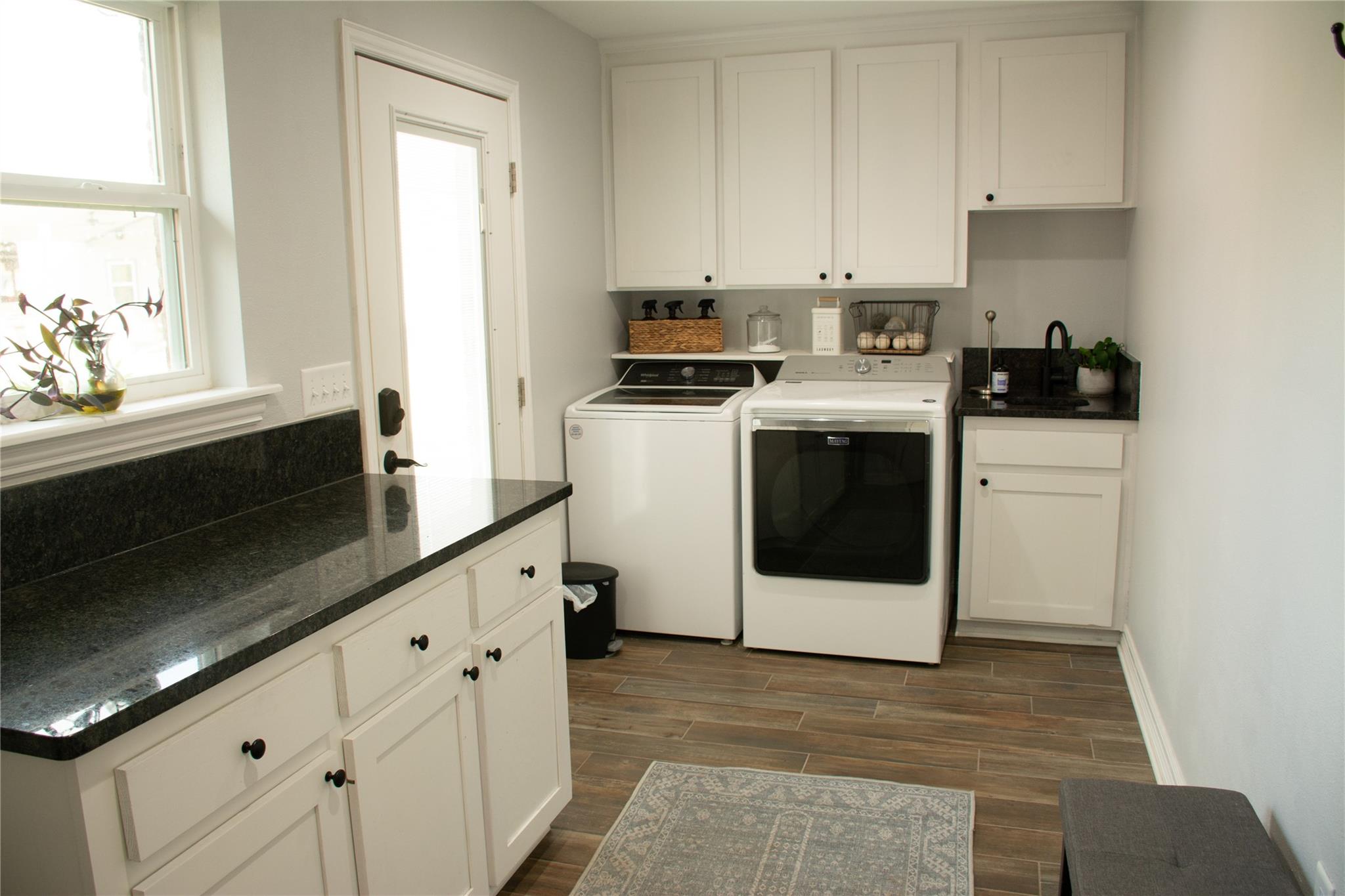 main property photo 12