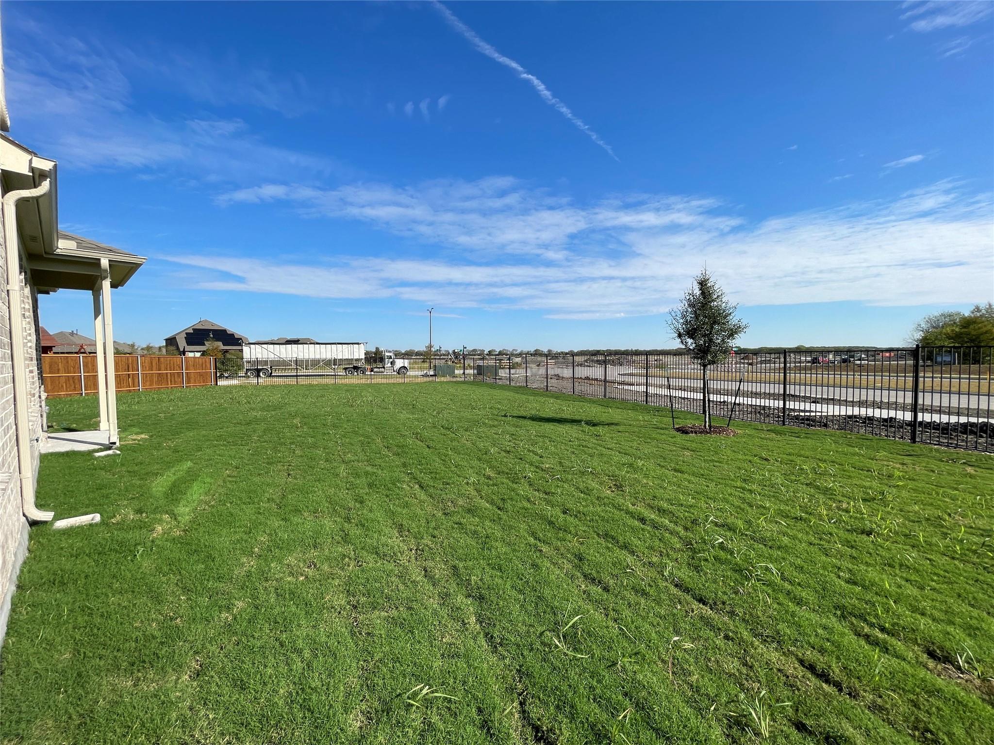 main property photo 38