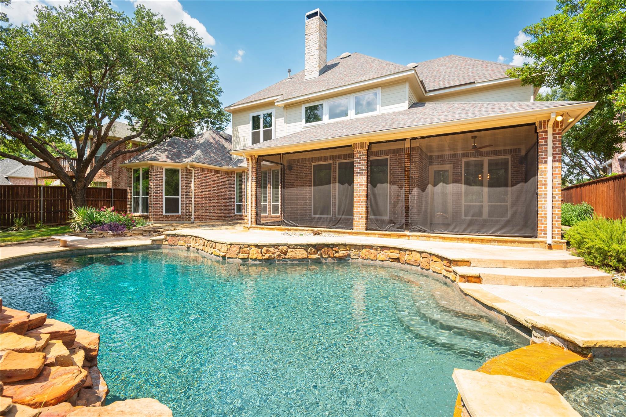 main property photo 36