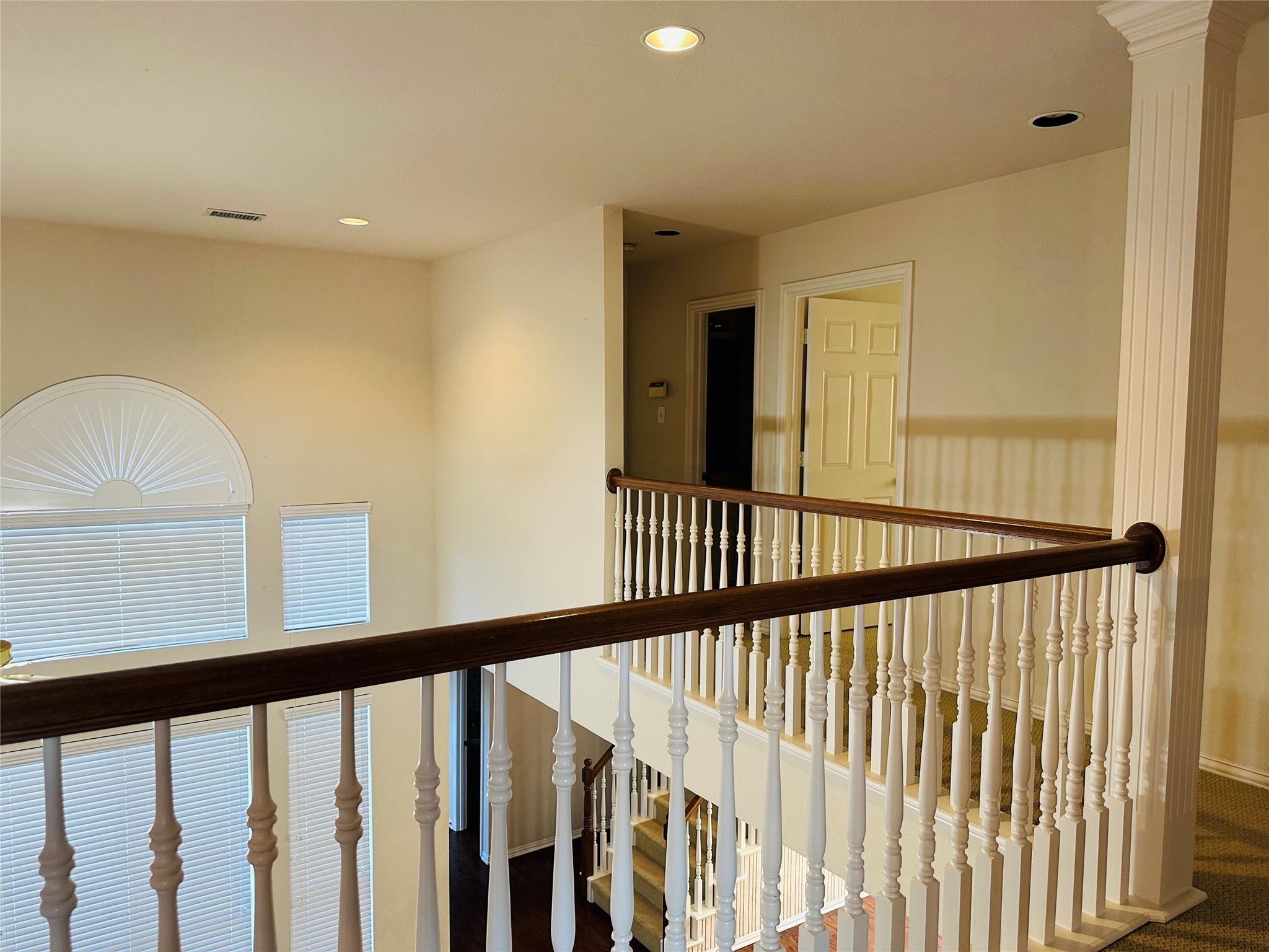 property viewer photo 15